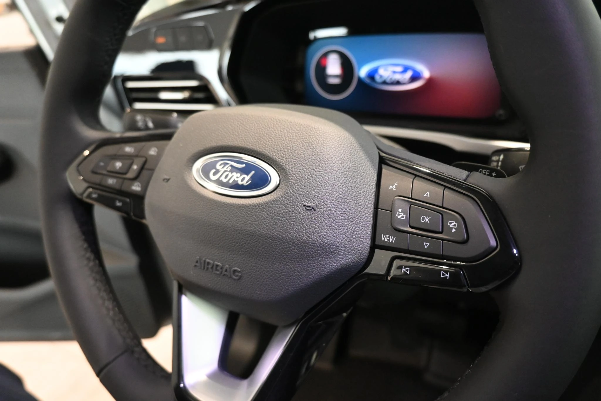 Ford-Transit Connect-image-12