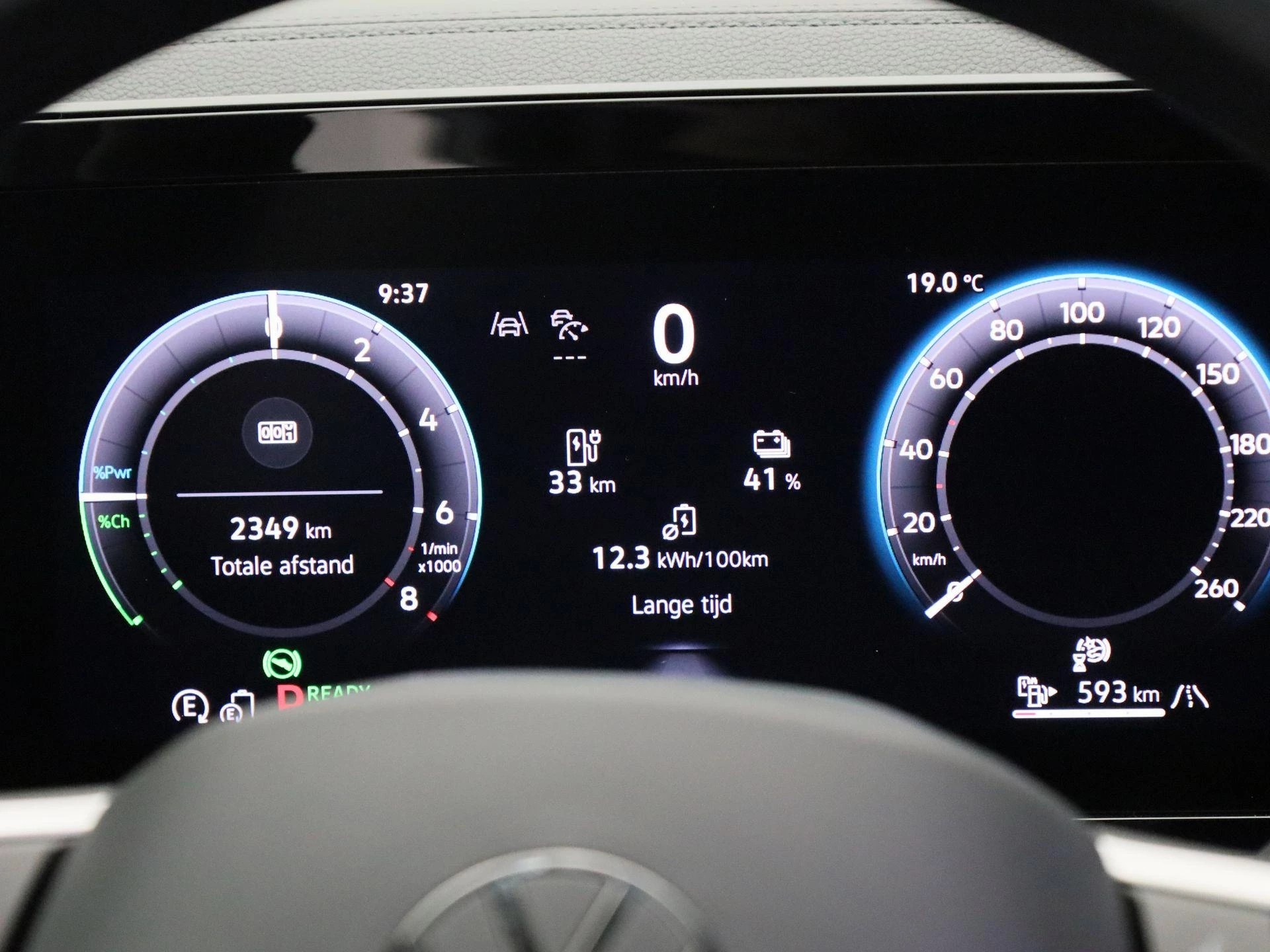 Volkswagen-Tiguan-image-7