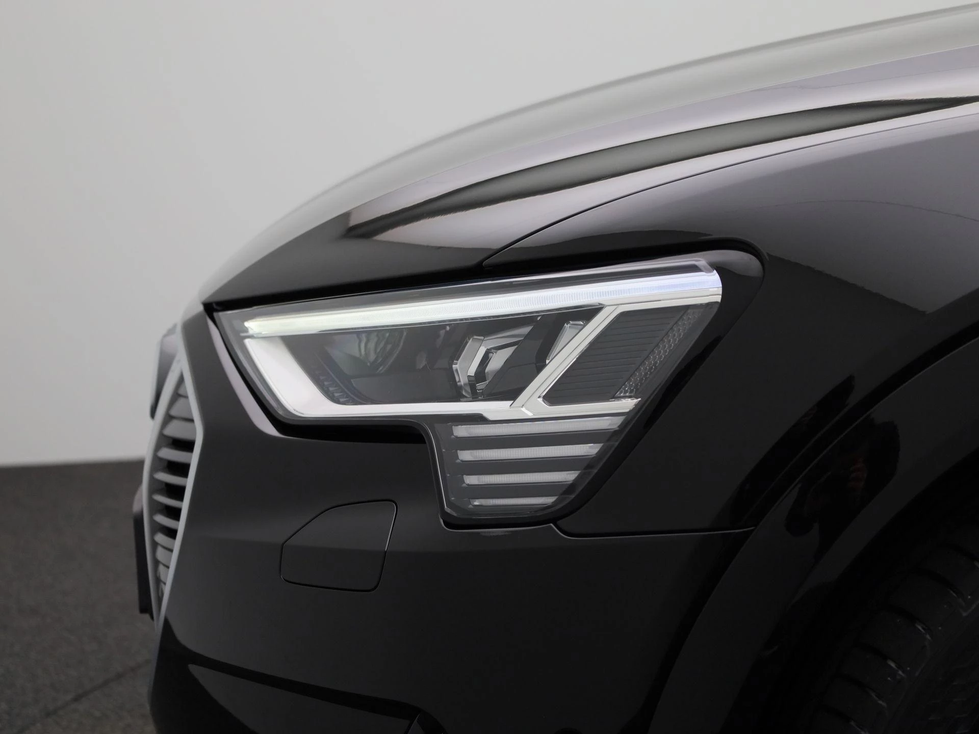 Audi-e-tron-image-15