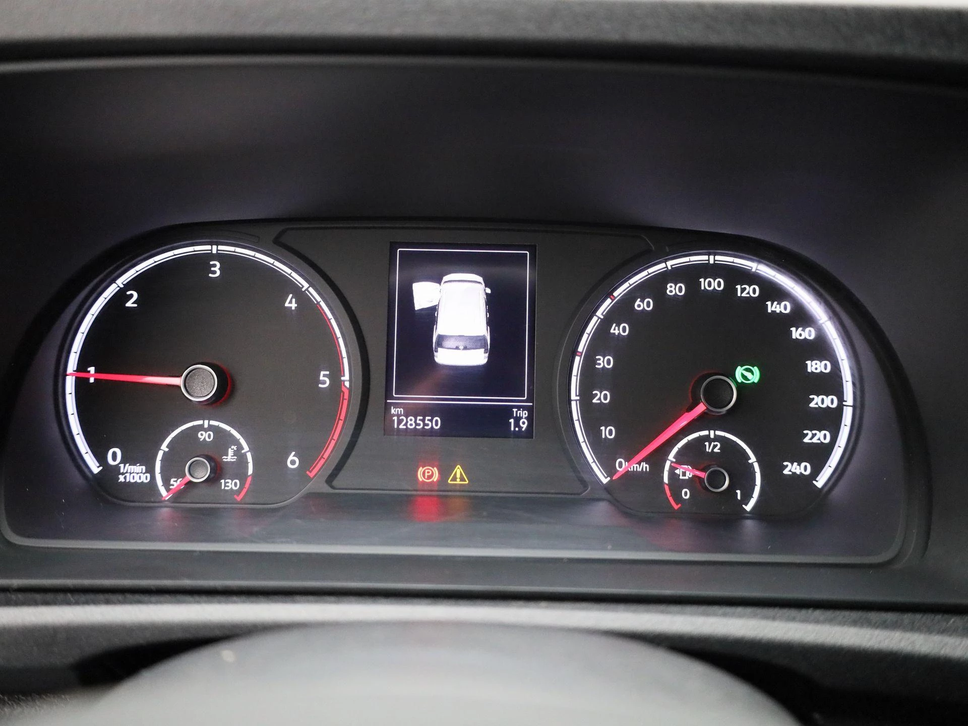 Volkswagen-Caddy-image-6