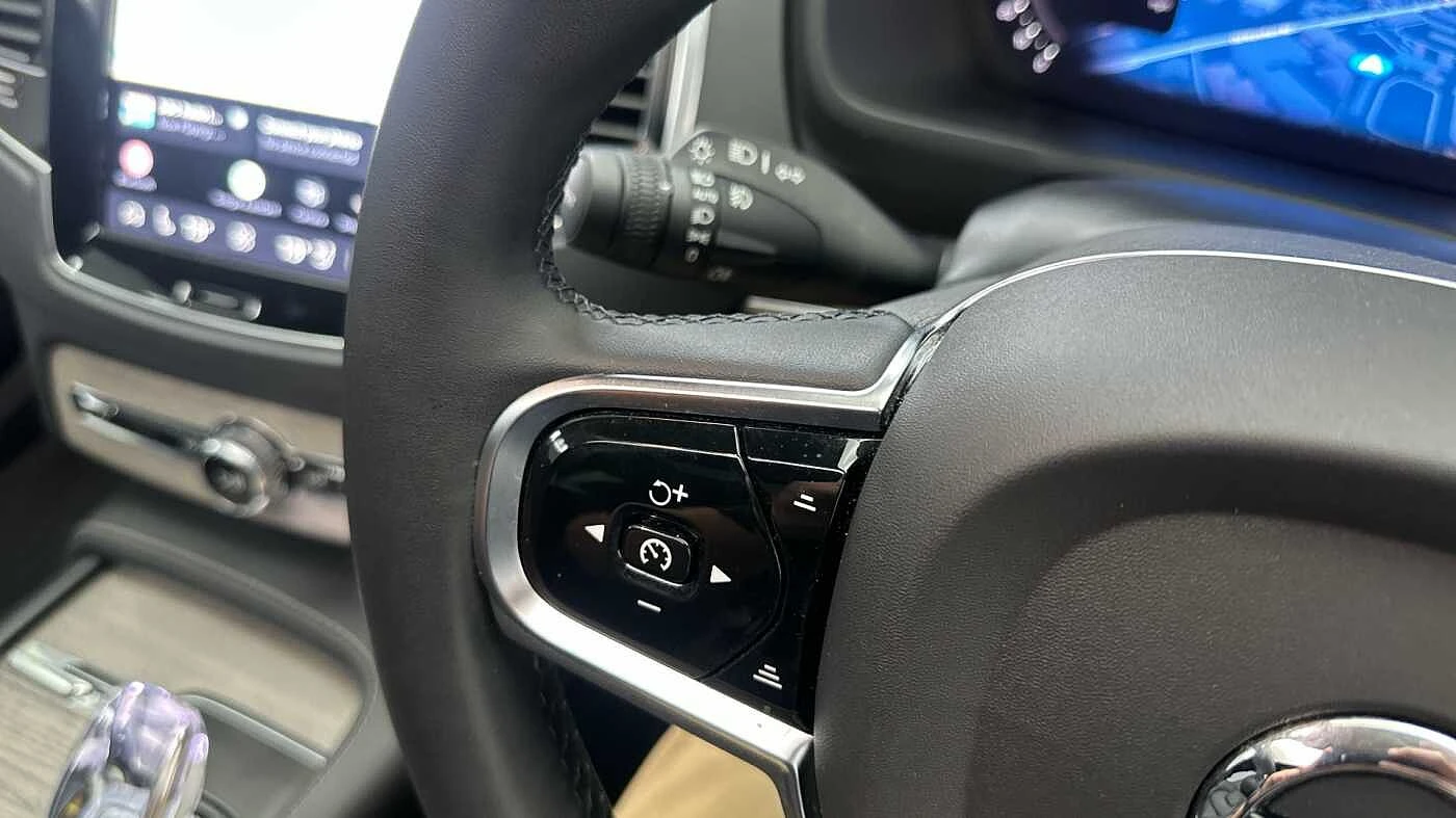 Volvo-XC90-image-26