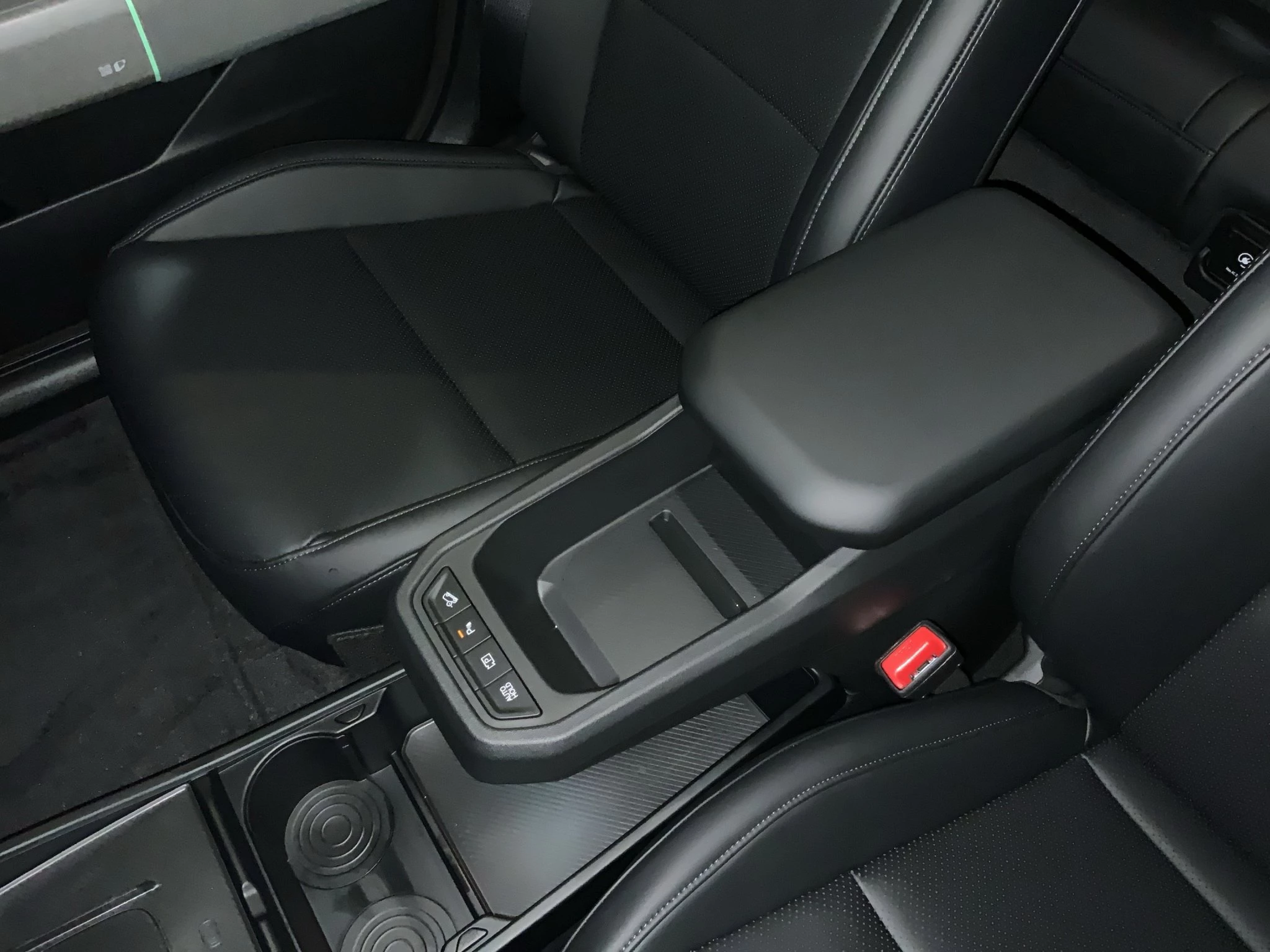Kia EV4 Hatchback Earth 81 kWh 150 kW Frontantrieb Schräghecklimousine. 5-türig