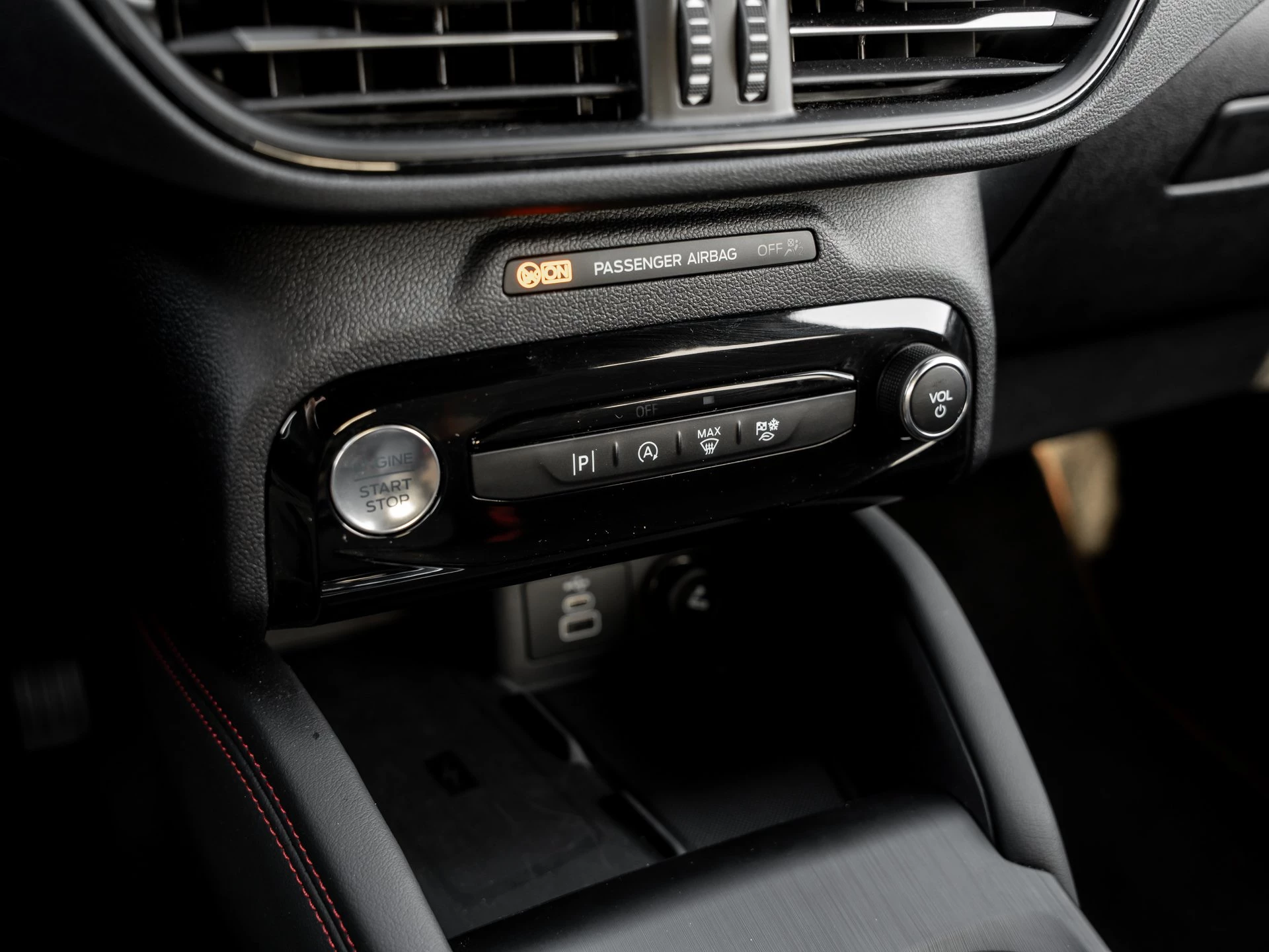 Ford-Kuga-image-17