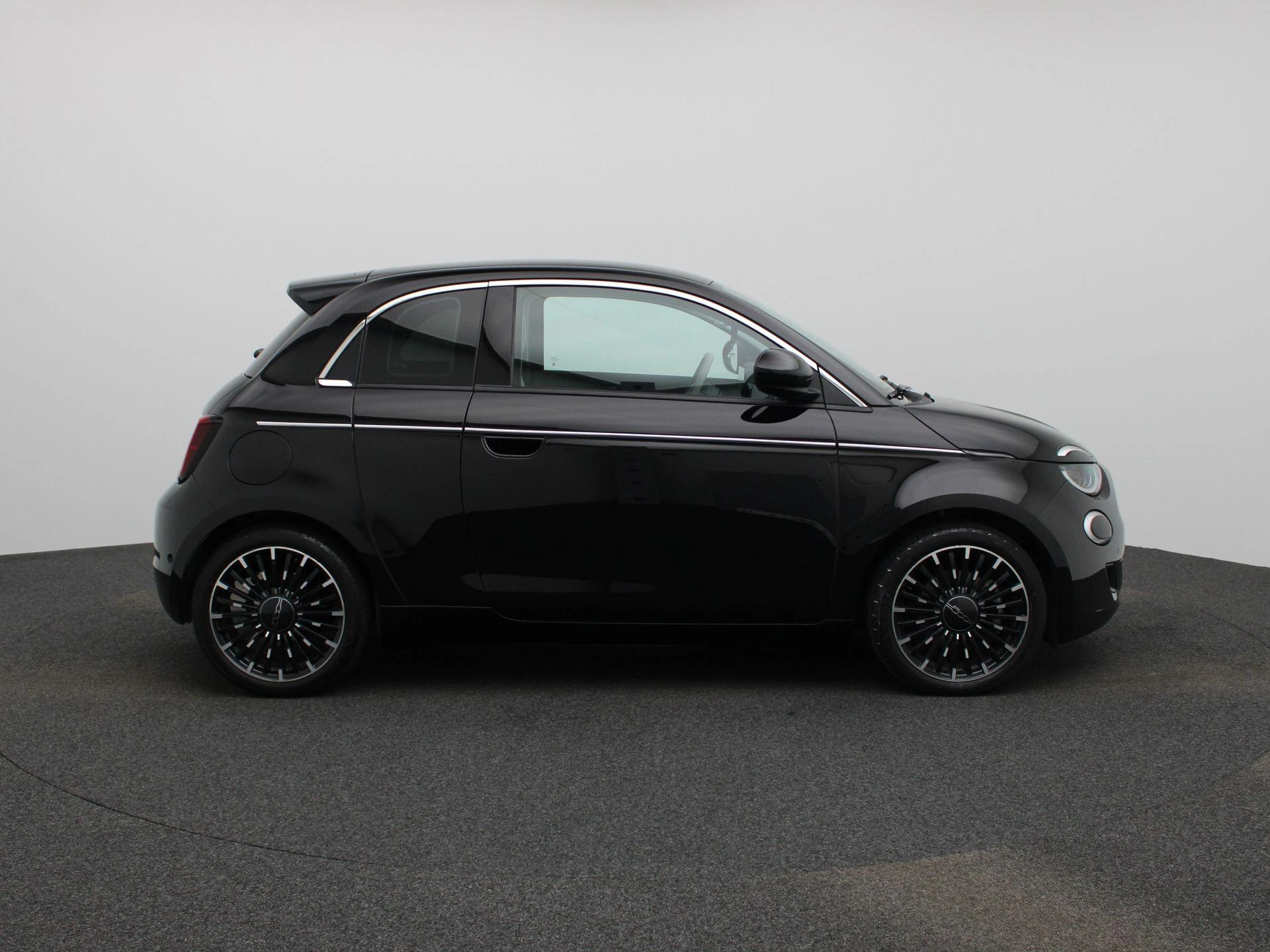 Fiat-500e-image-5