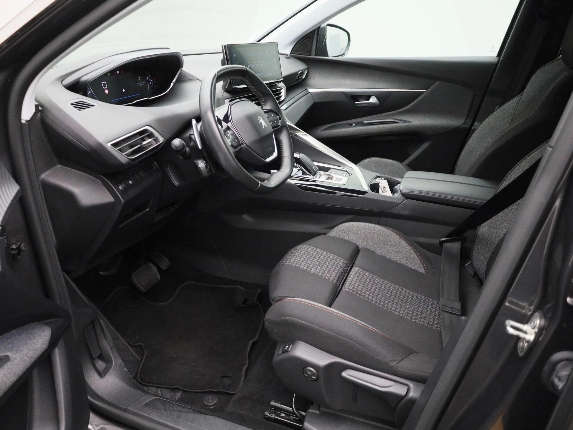 Peugeot 3008 1.5 BlueHDi 96kW S&S EAT8 Active Pack