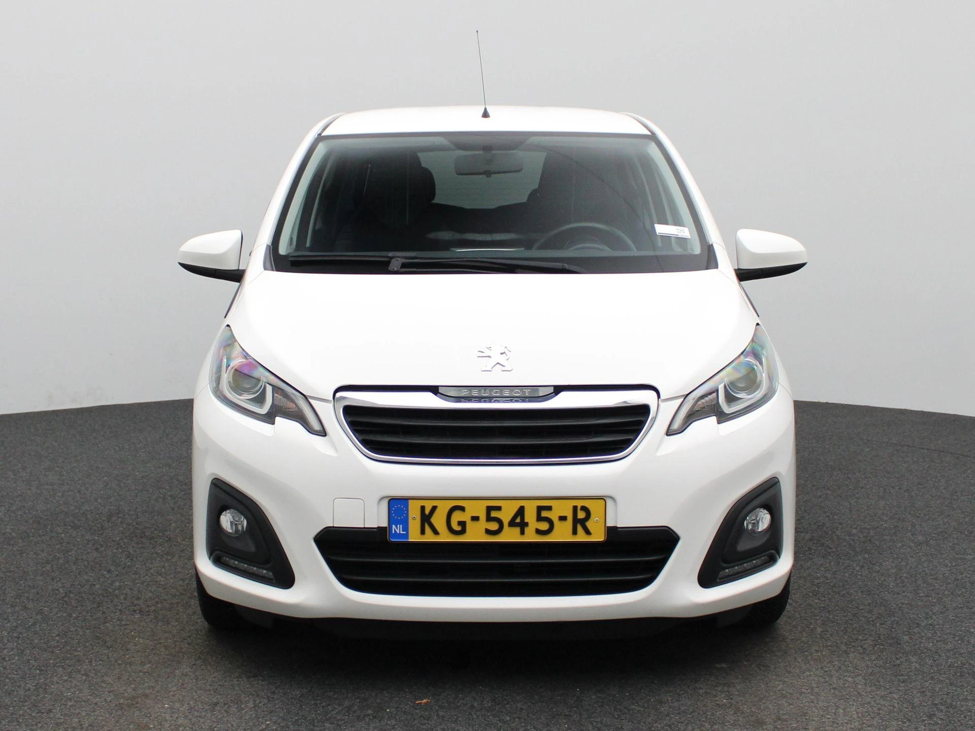 Peugeot-108-image-2