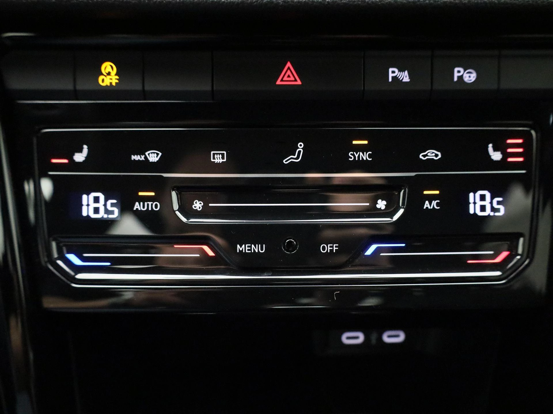 Volkswagen-T-Roc-image-26