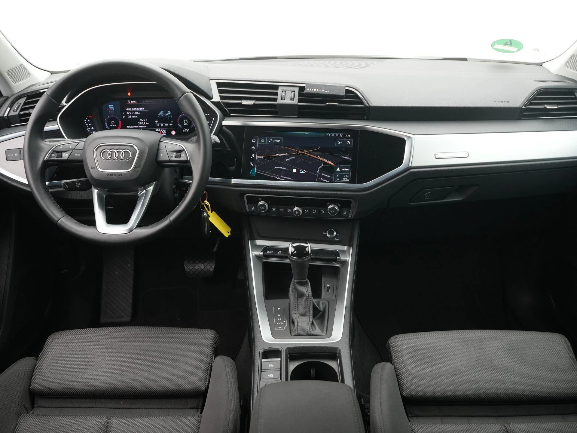 Audi-Q3-image-6