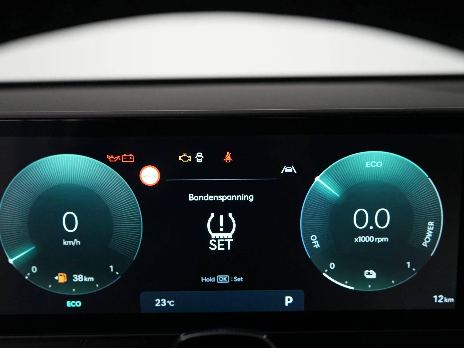 Hyundai Kona 1.6 GDI HEV Premium Sky