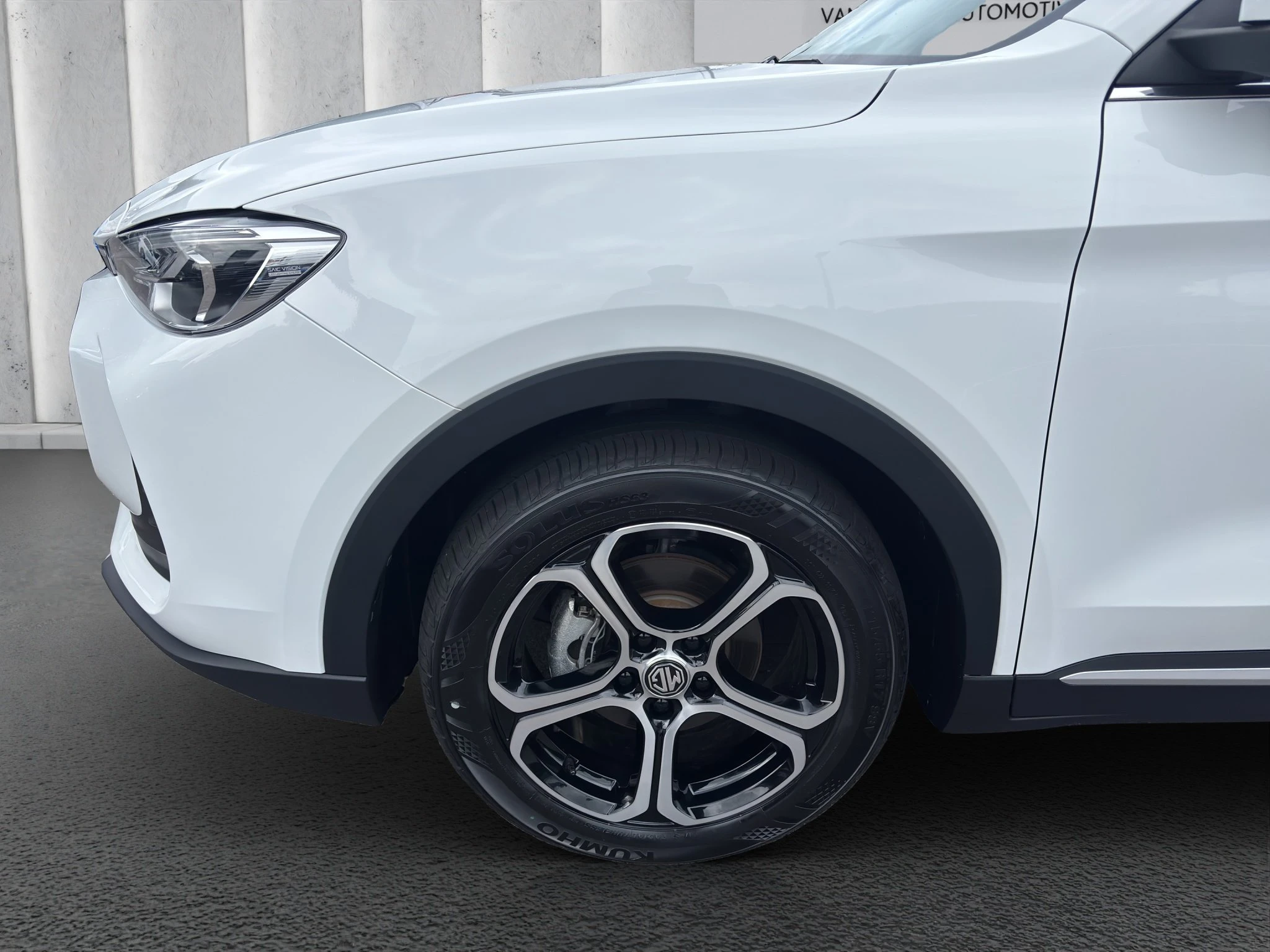 MG-ZS-image-8