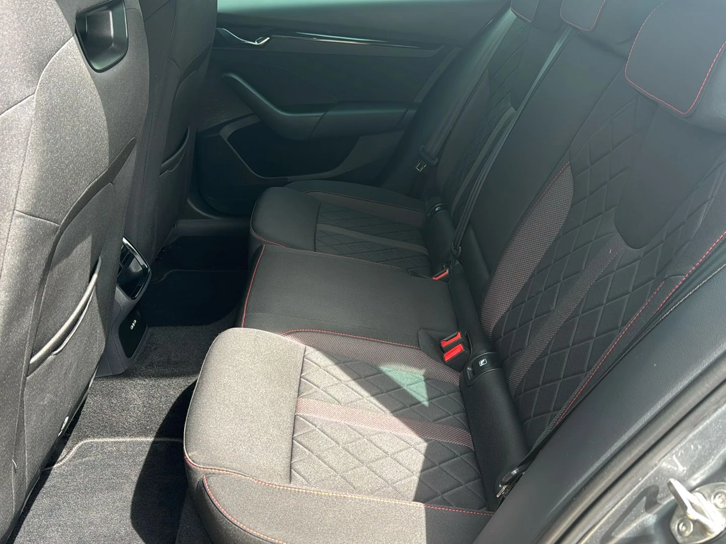 Škoda Octavia 2.0 TSI vRS 5dr DSG