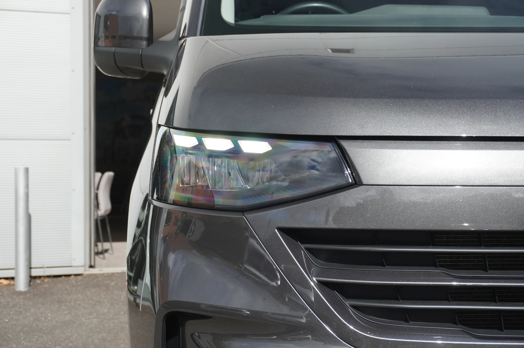 Volkswagen-Transporter-image-47