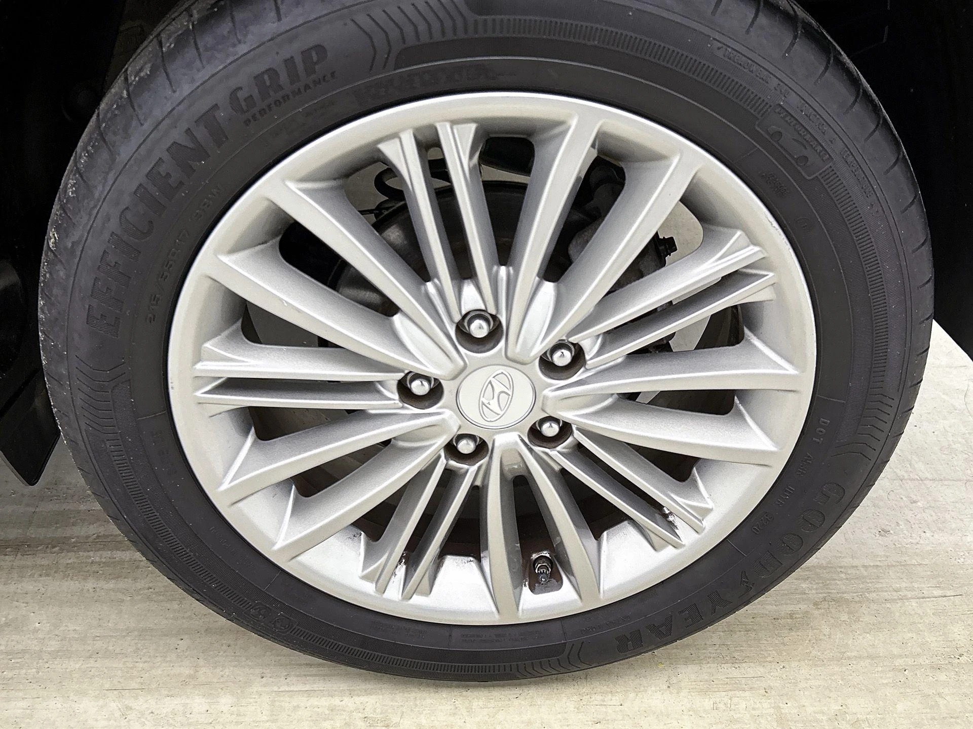 Hyundai-Kona-image-28