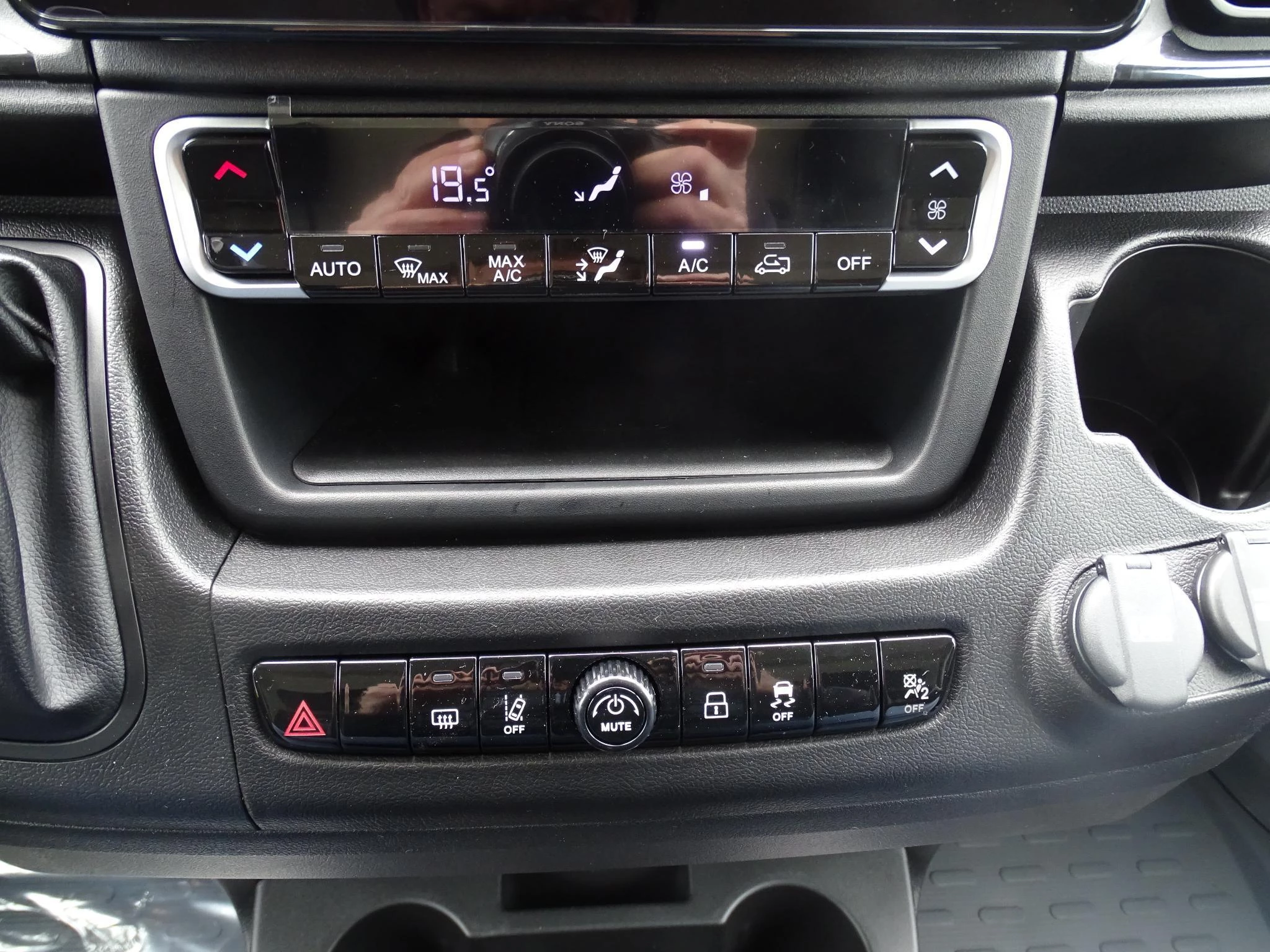 Opel-Movano-image-20