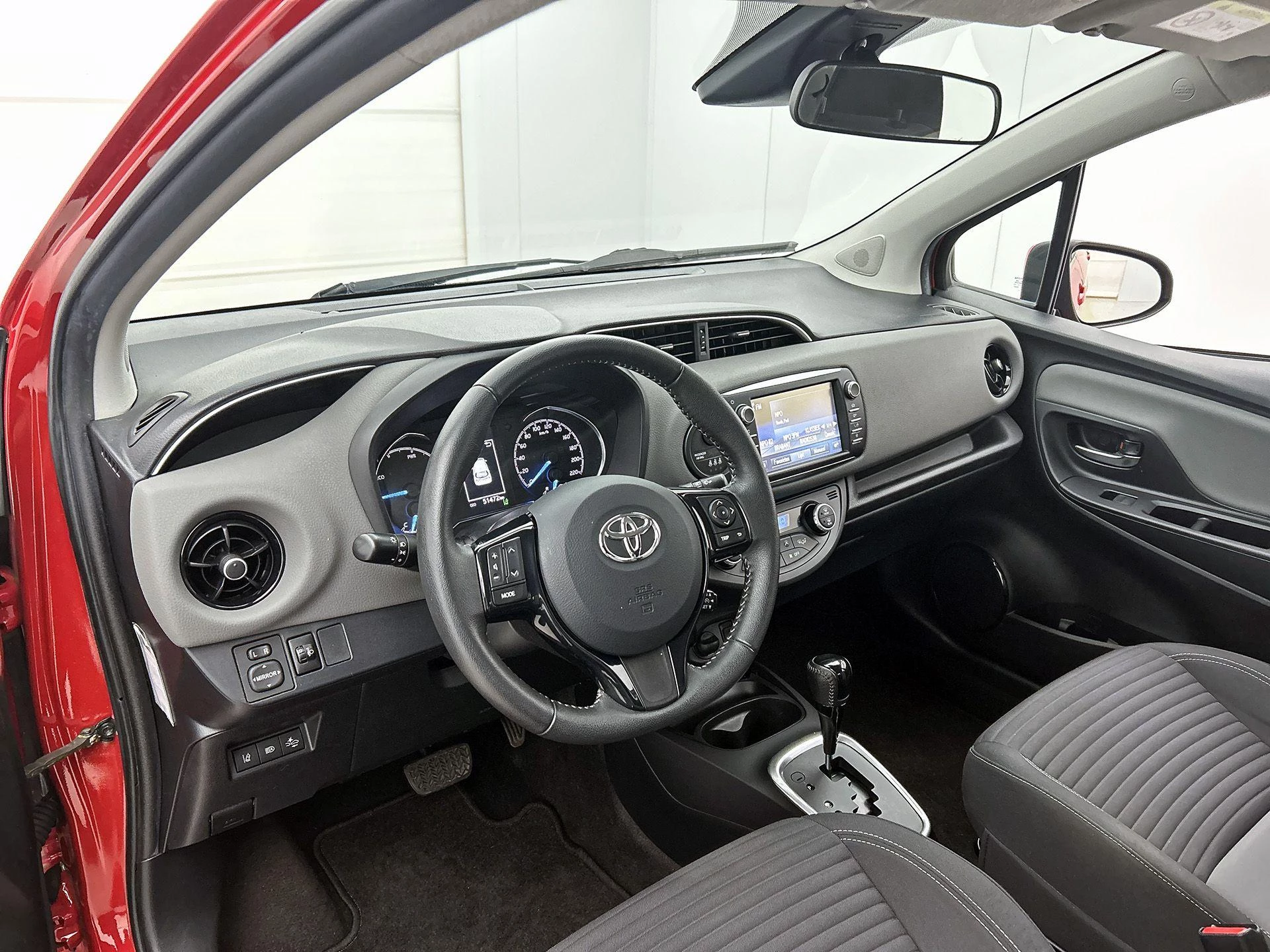 Toyota-Yaris-image-19