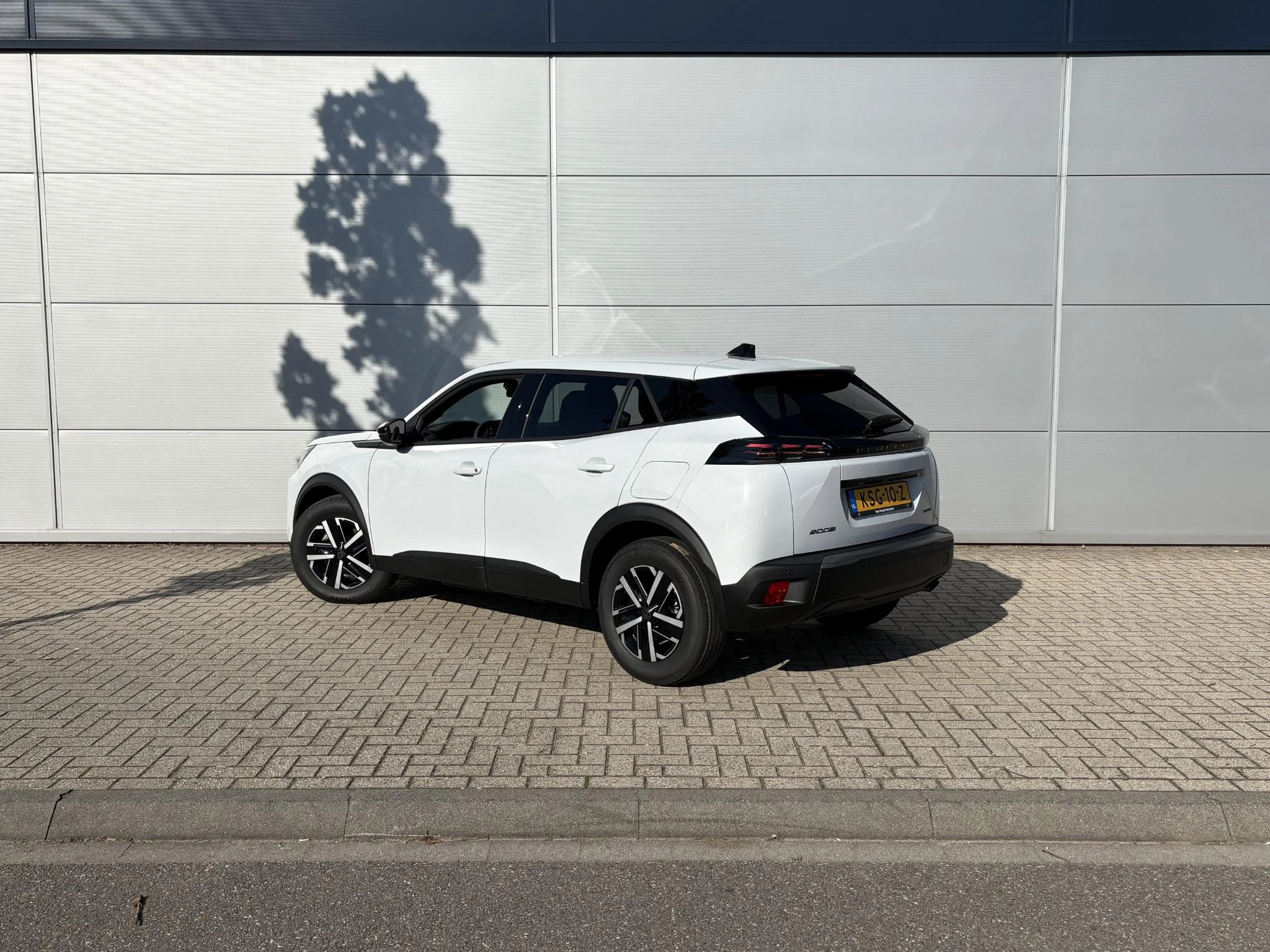 Peugeot-2008-image-3