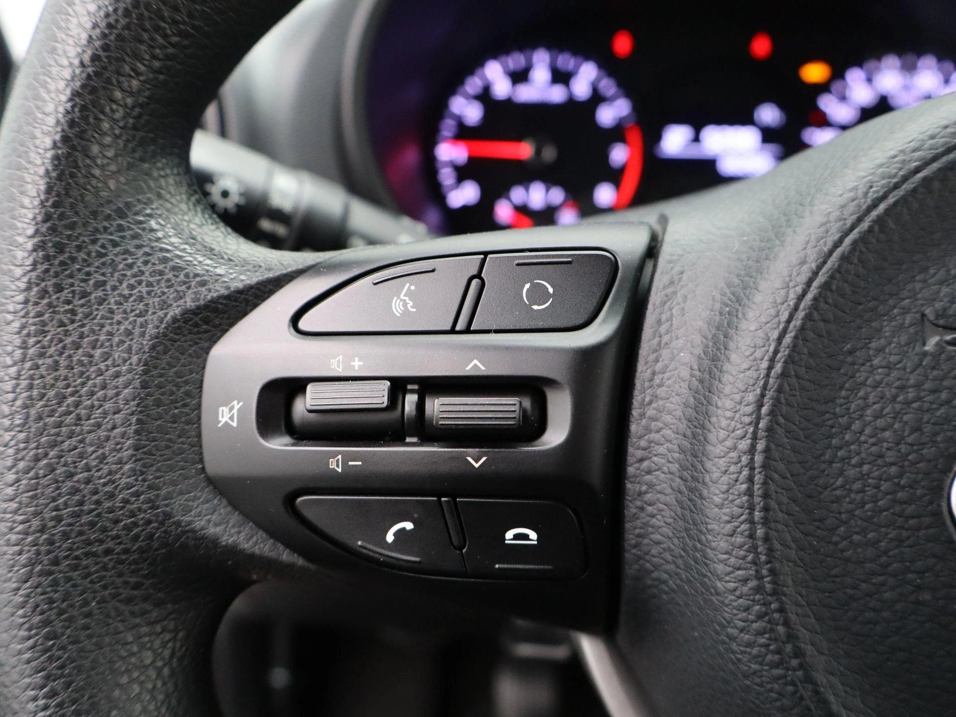Kia-Picanto-image-28