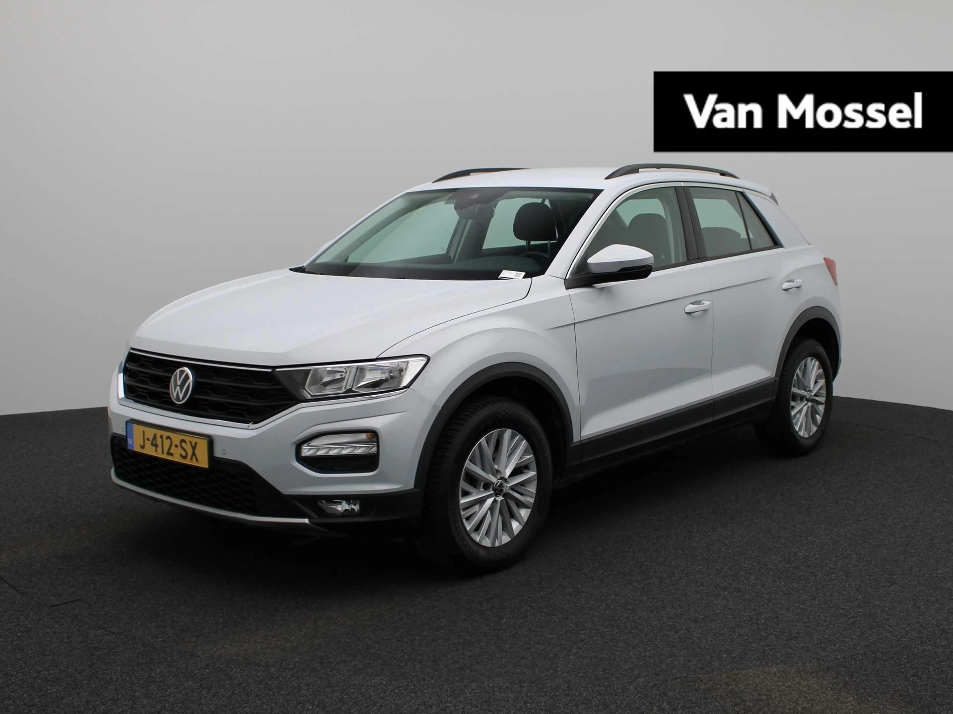 Volkswagen-T-Roc-image-0