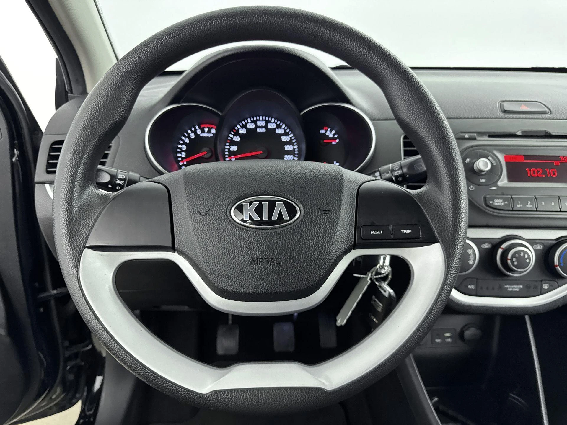 Kia-Picanto-image-19