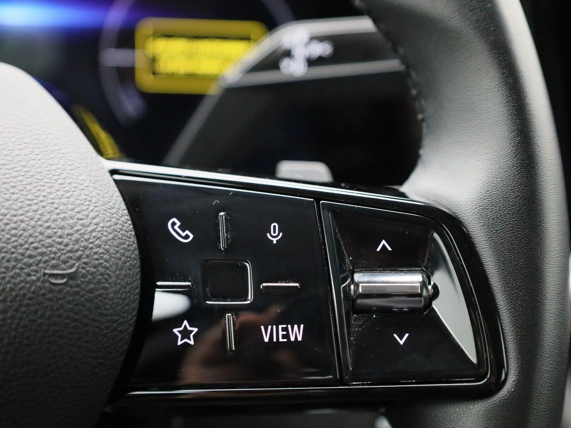 Renault-Megane E-Tech-image-22