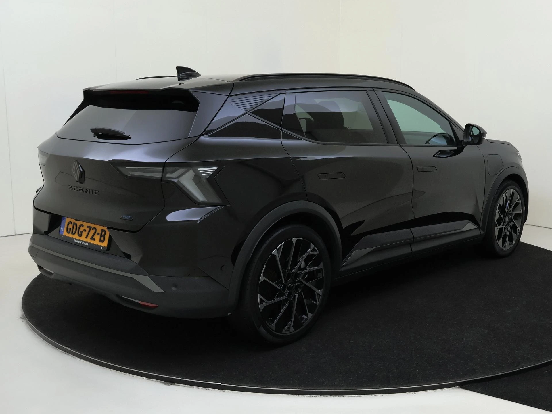 Renault-Scénic-image-3