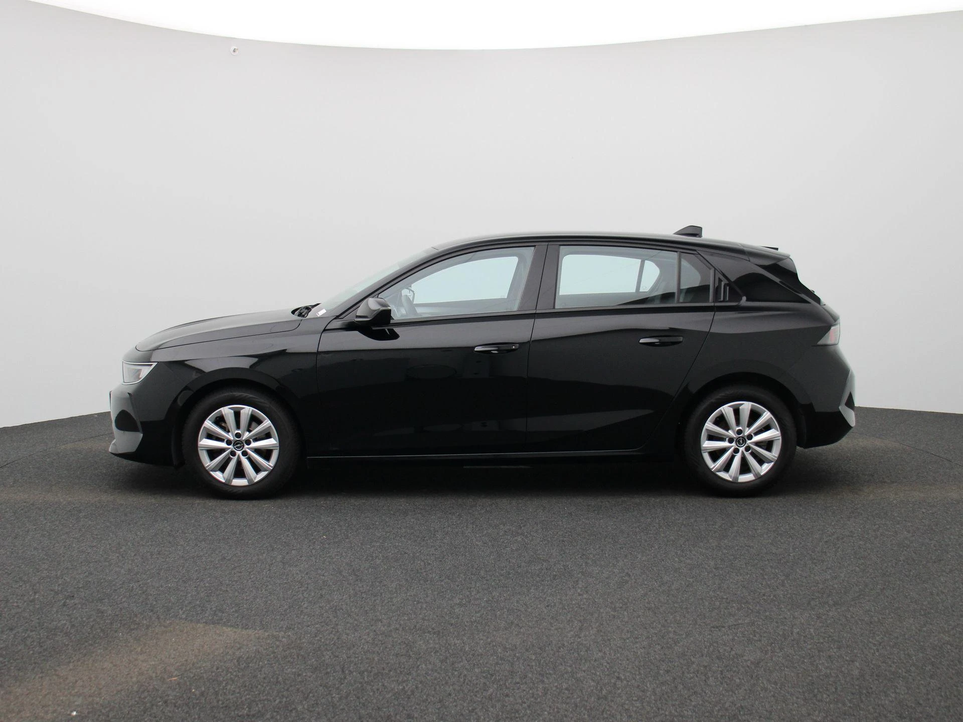 Opel-Astra-image-3