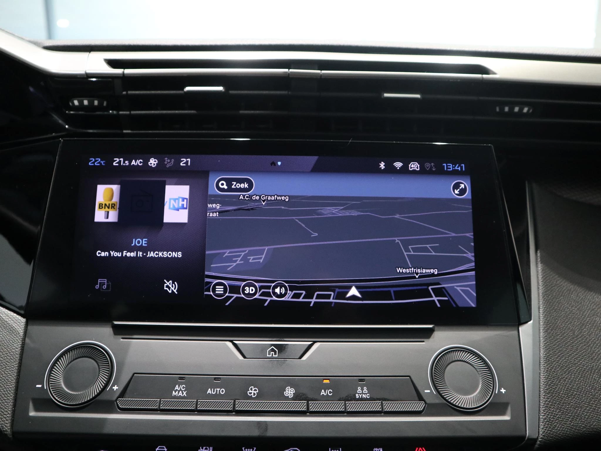 Peugeot-308-image-17