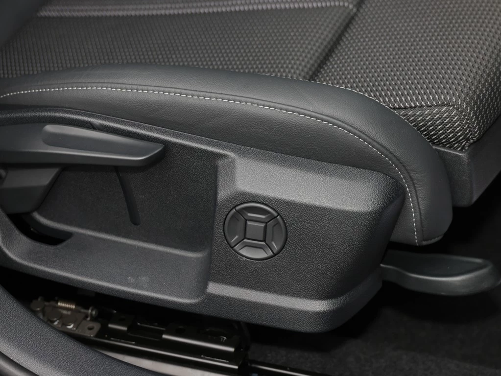 Audi A3 Limousine 30 TFSI S line 6-Gang