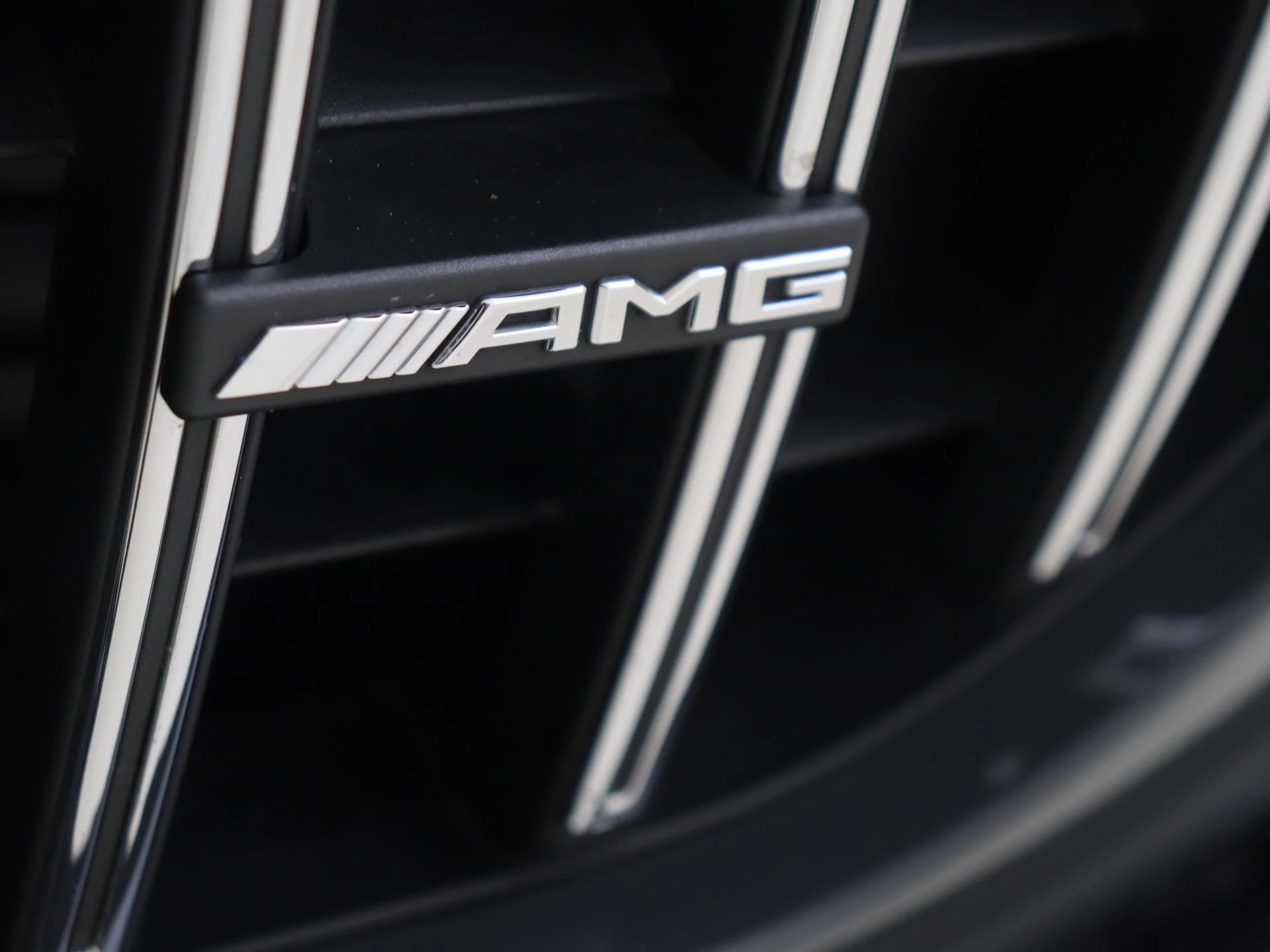 Mercedes-Benz-GLE-image-12