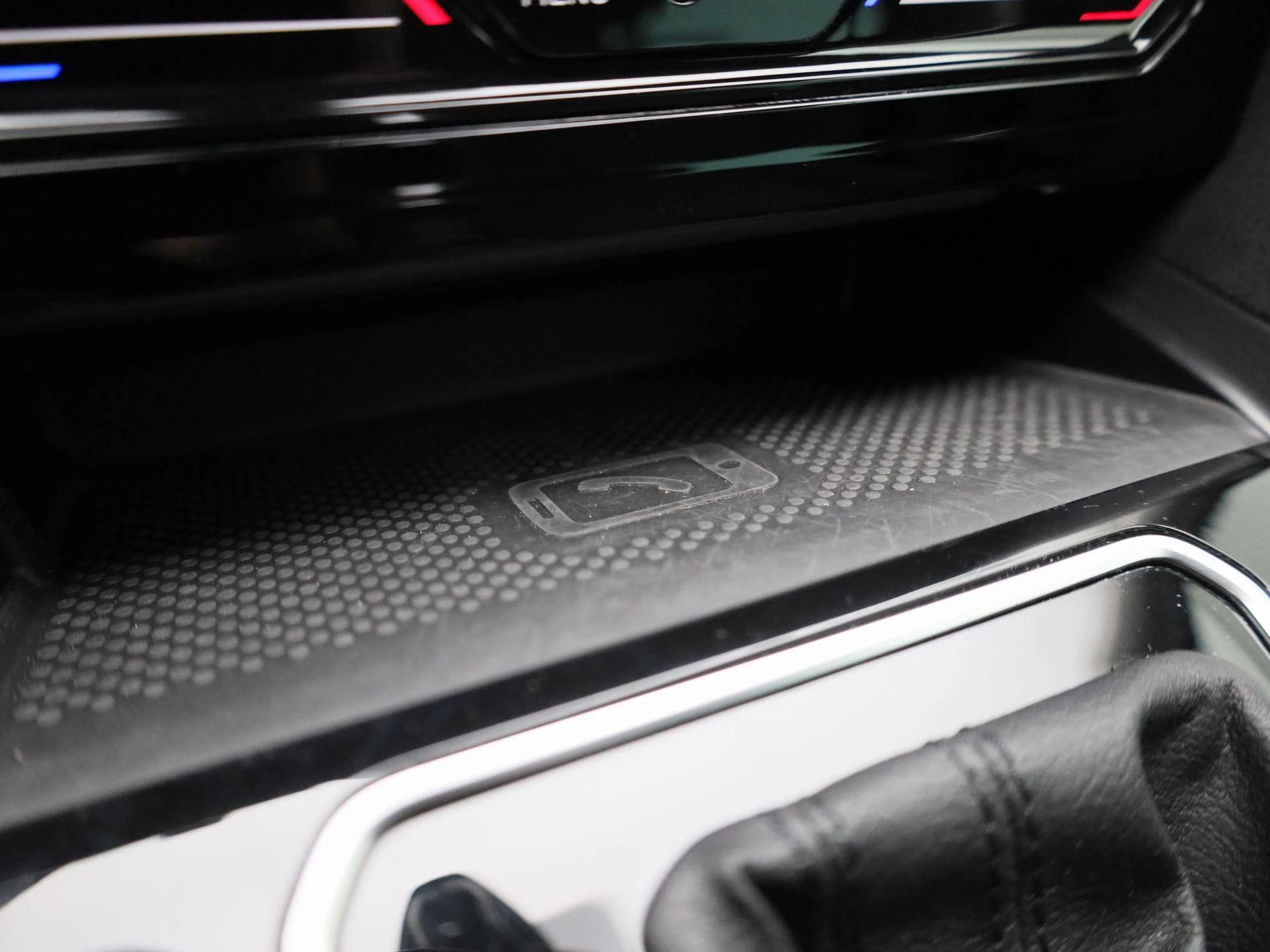Volkswagen-Passat-image-22