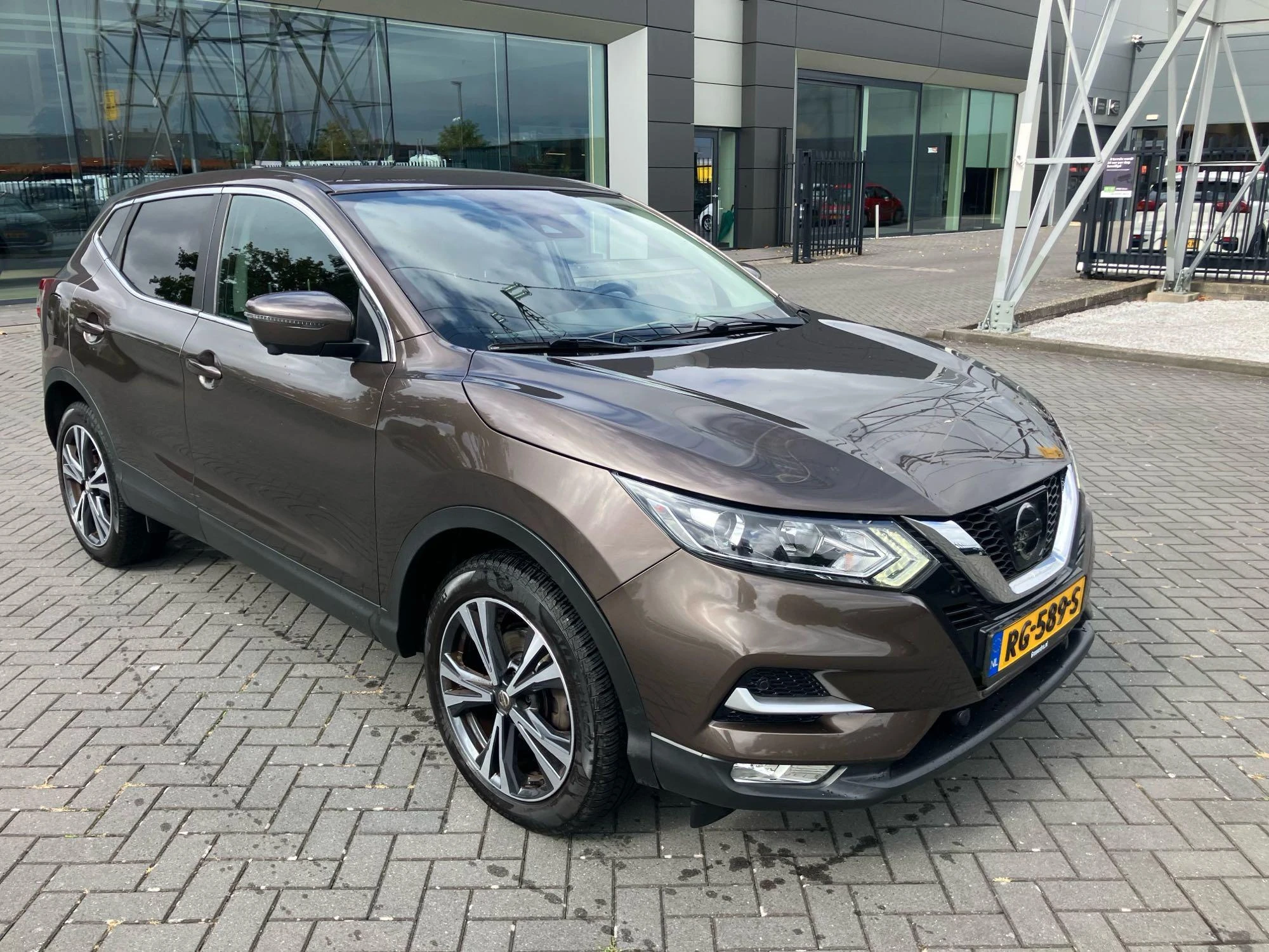 Nissan-QASHQAI-image-1