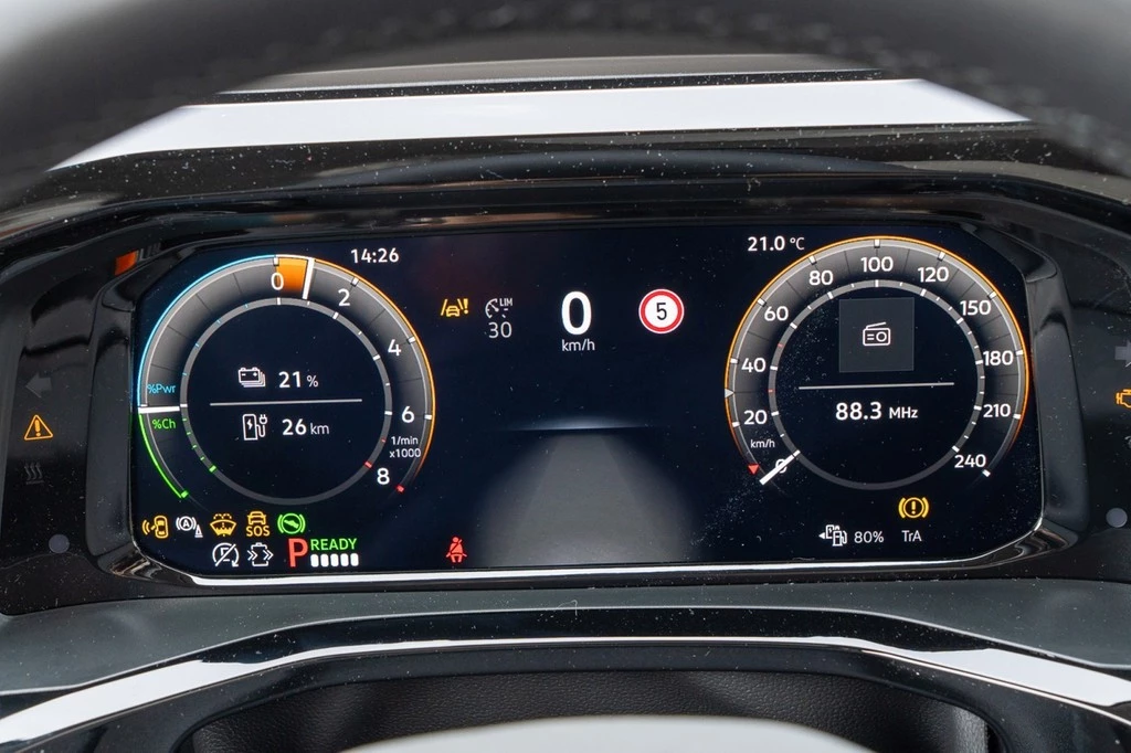 Volkswagen Multivan T7 eHybrid lang 4MOTION Energy