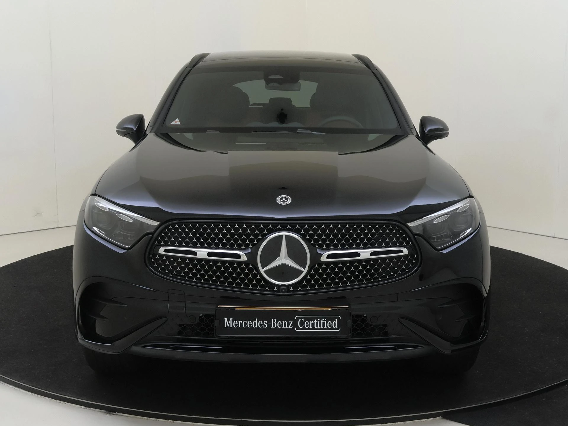 Mercedes-Benz-GLC-image-5