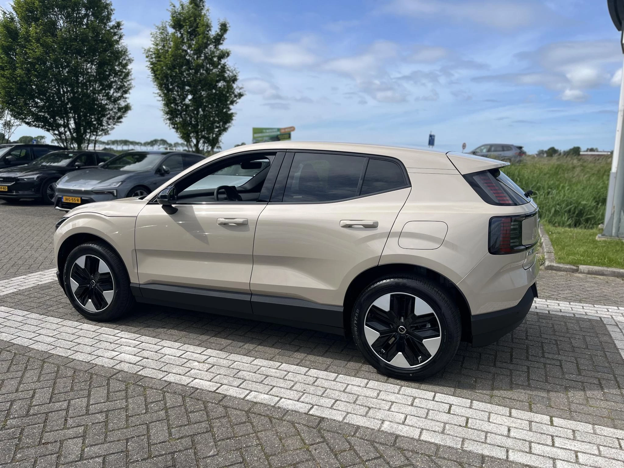 Volvo-EX30-image-3