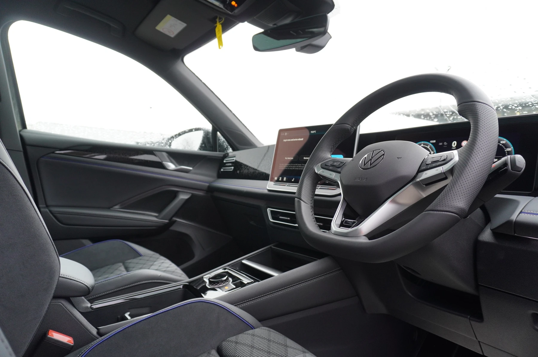Volkswagen-Tiguan-image-5