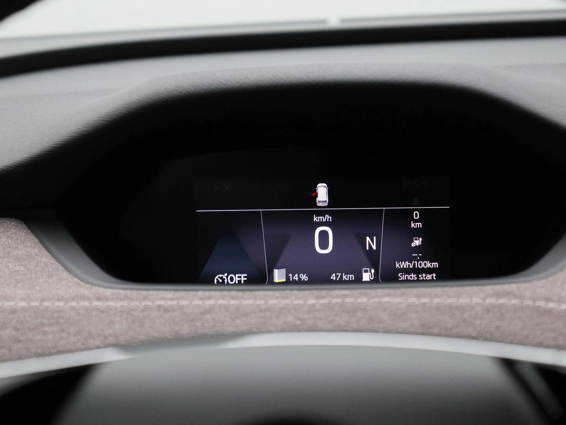 Škoda-Enyaq iV-image-7