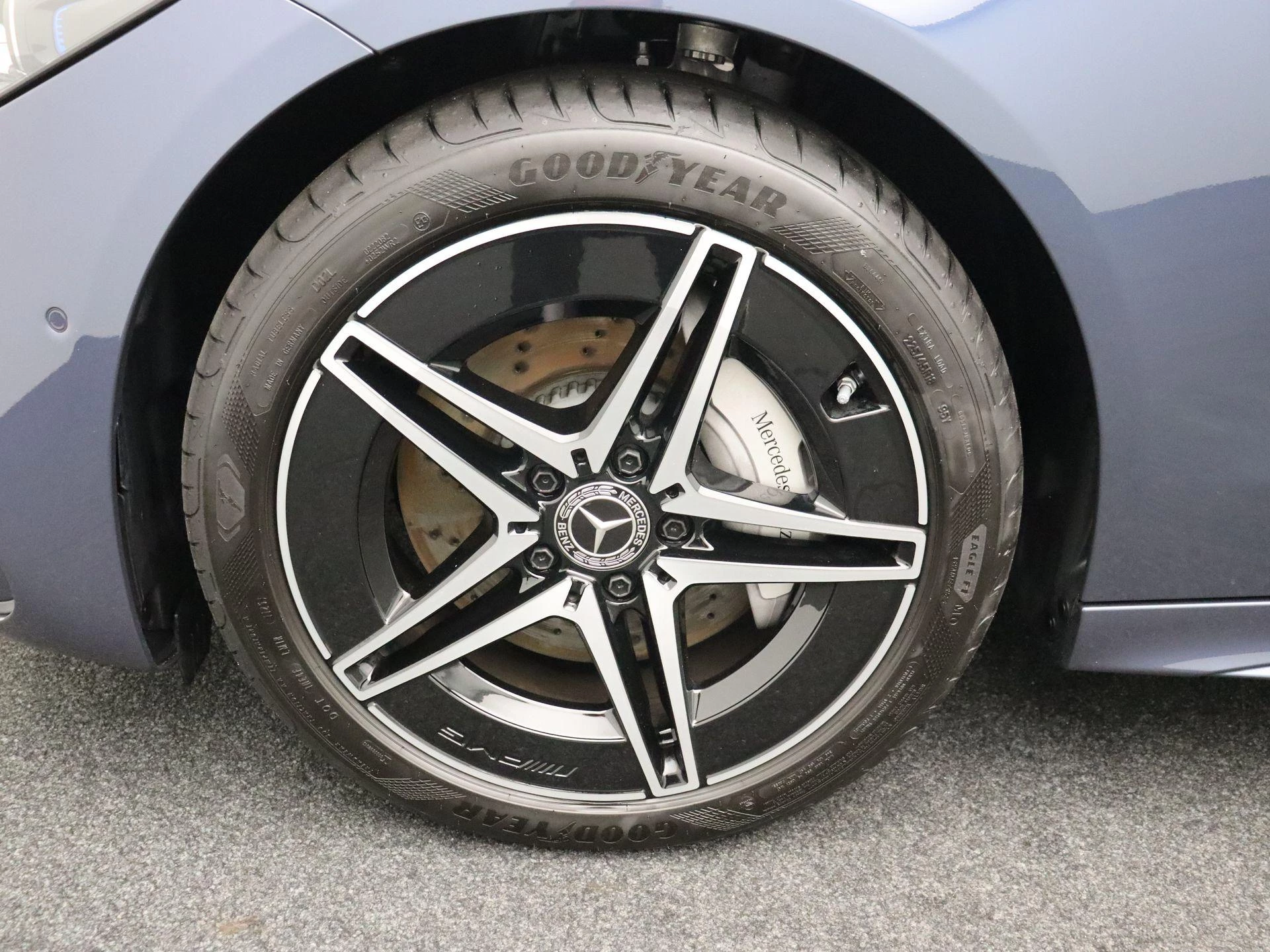 Mercedes-Benz C-Klasse 300 de 4MATIC Break AMG Line + LEDER + PANO + TREKHAAK + DIGITAL LIGHT +