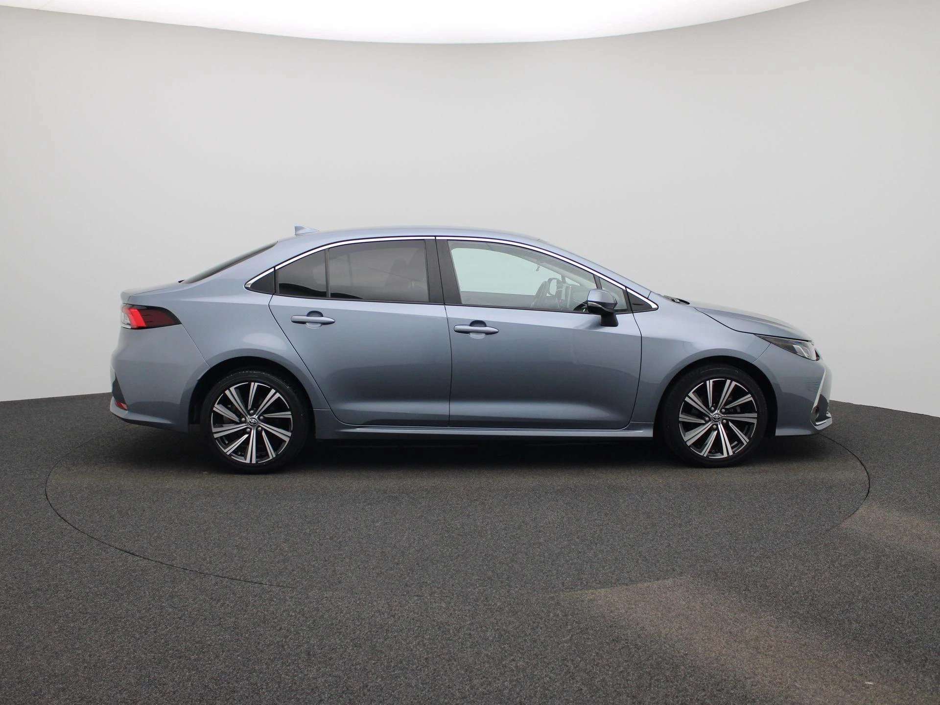 Toyota Corolla 1.8 Hybrid Business Plus
