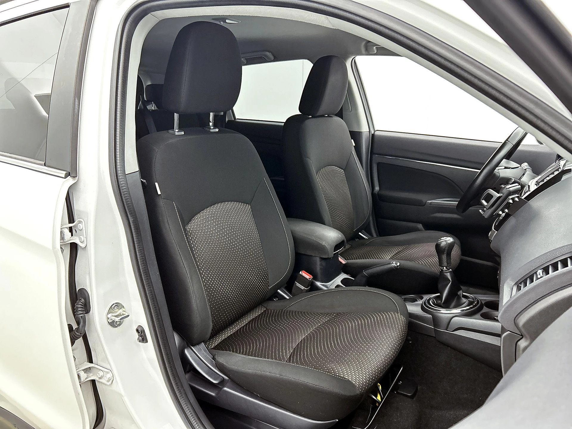 Mitsubishi-ASX-image-35