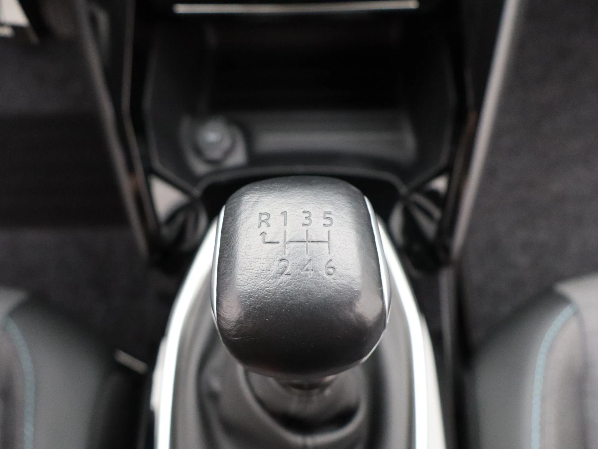 Peugeot 208 1.2 PureTech 100 Allure