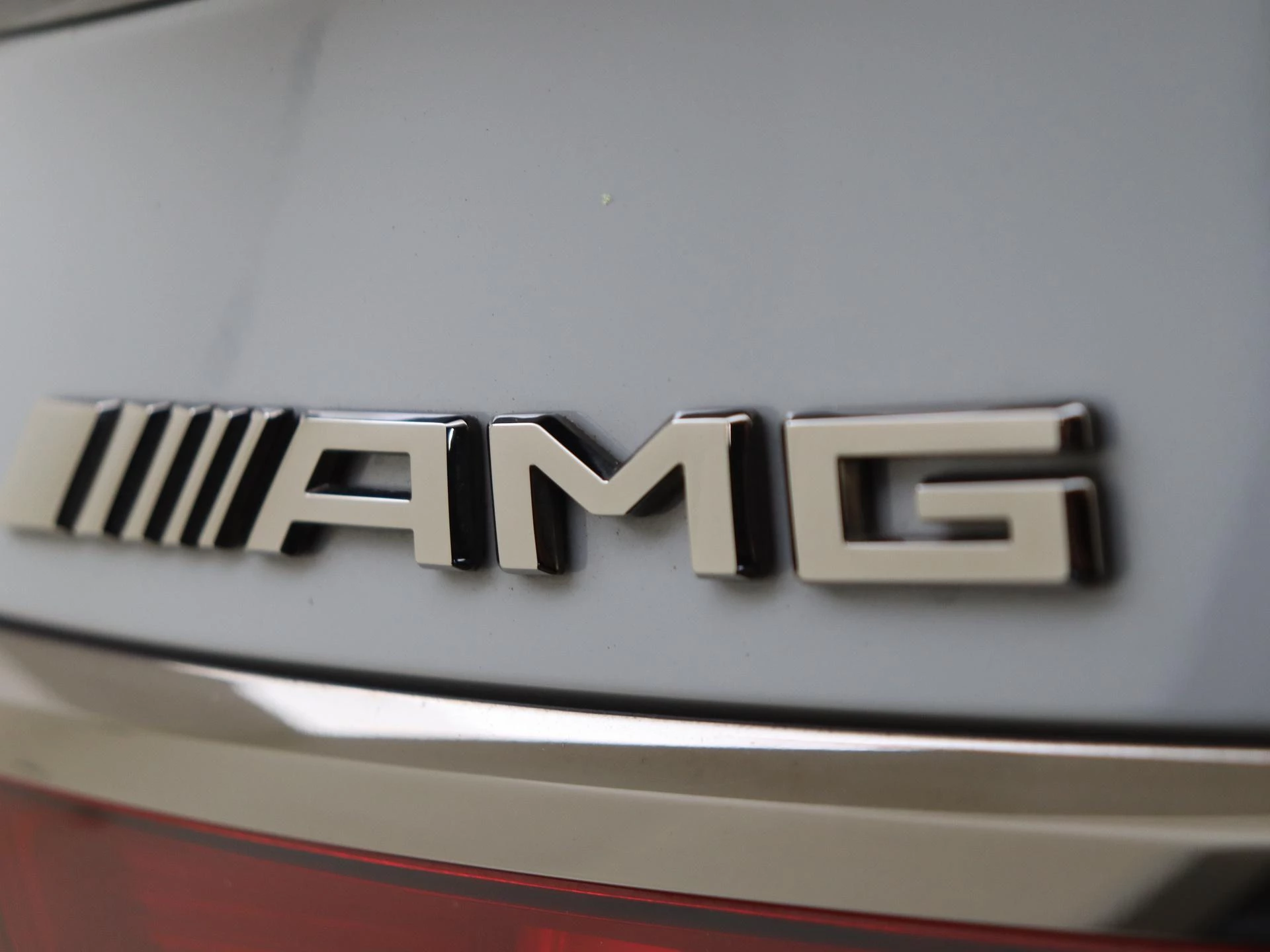Mercedes-Benz-E-Klasse-image-43