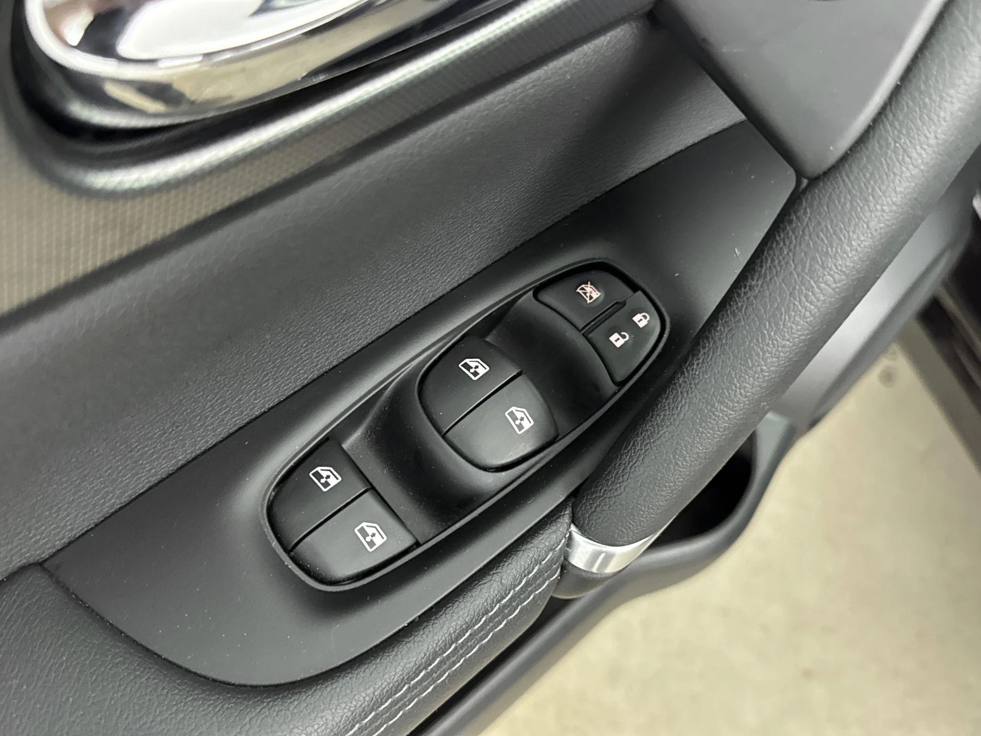 Nissan-QASHQAI-image-19