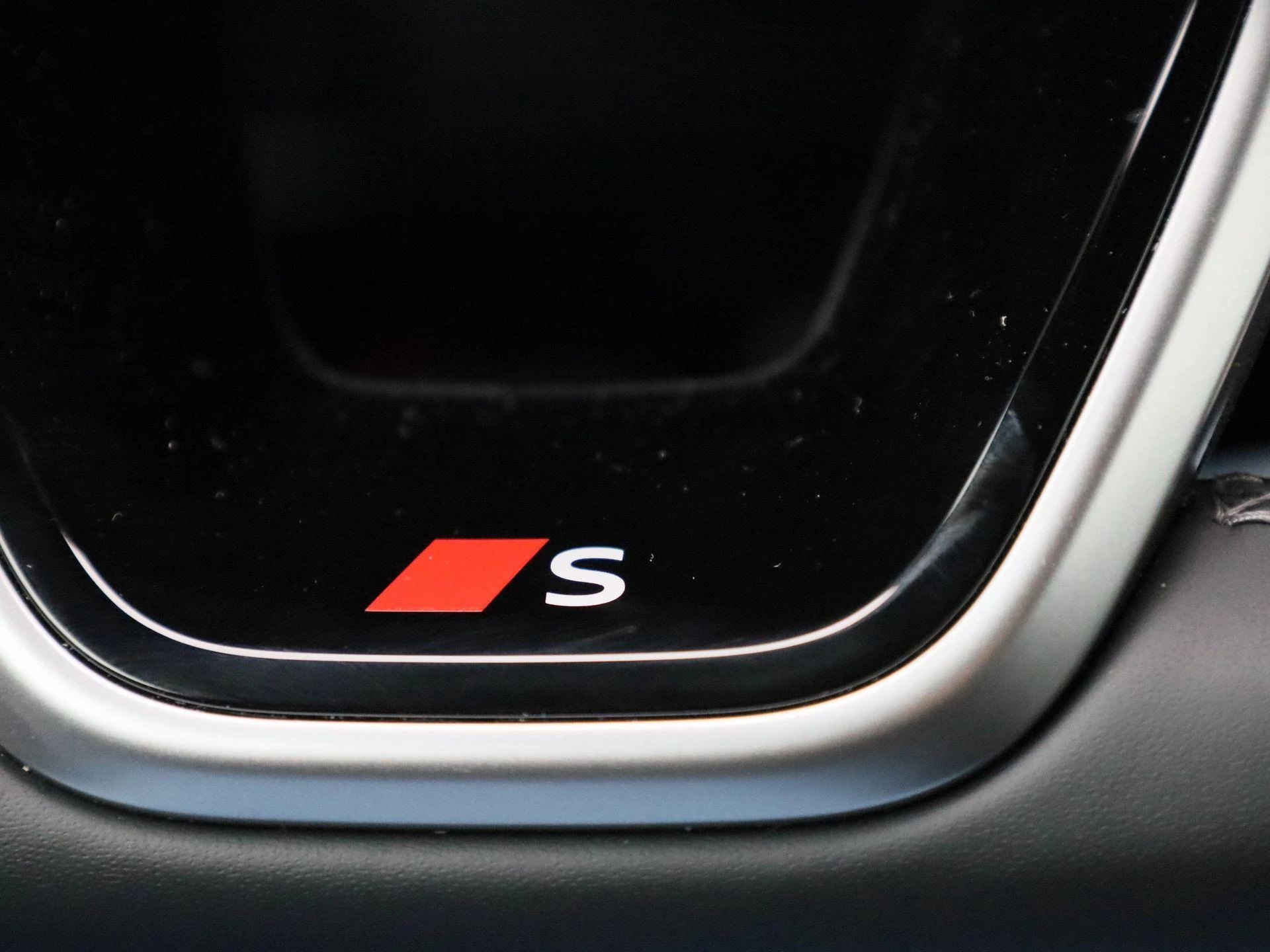 Audi A5 Avant 2.0 e-hybrid quattro S edition Competition