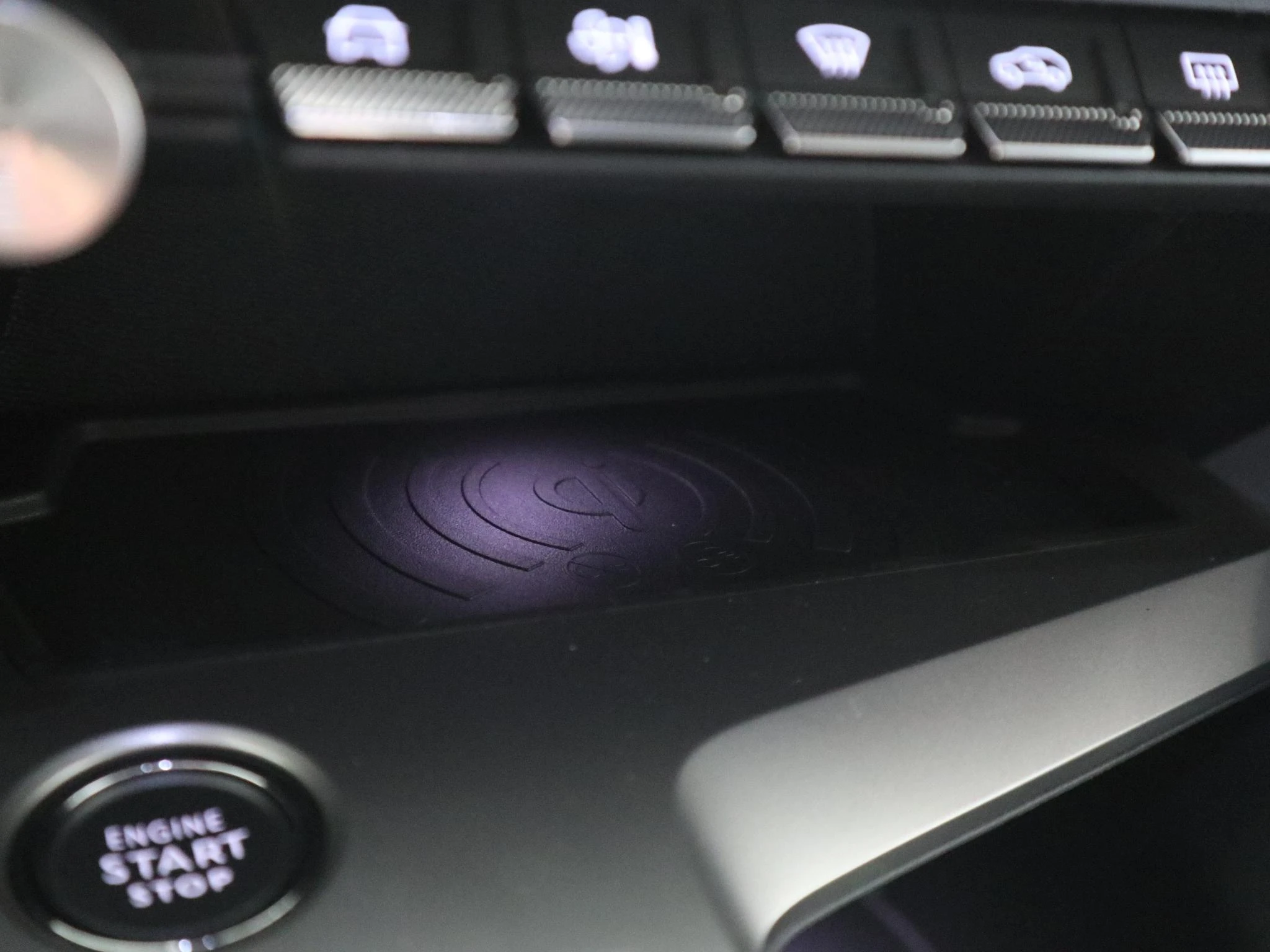 Peugeot-e-308-image-28