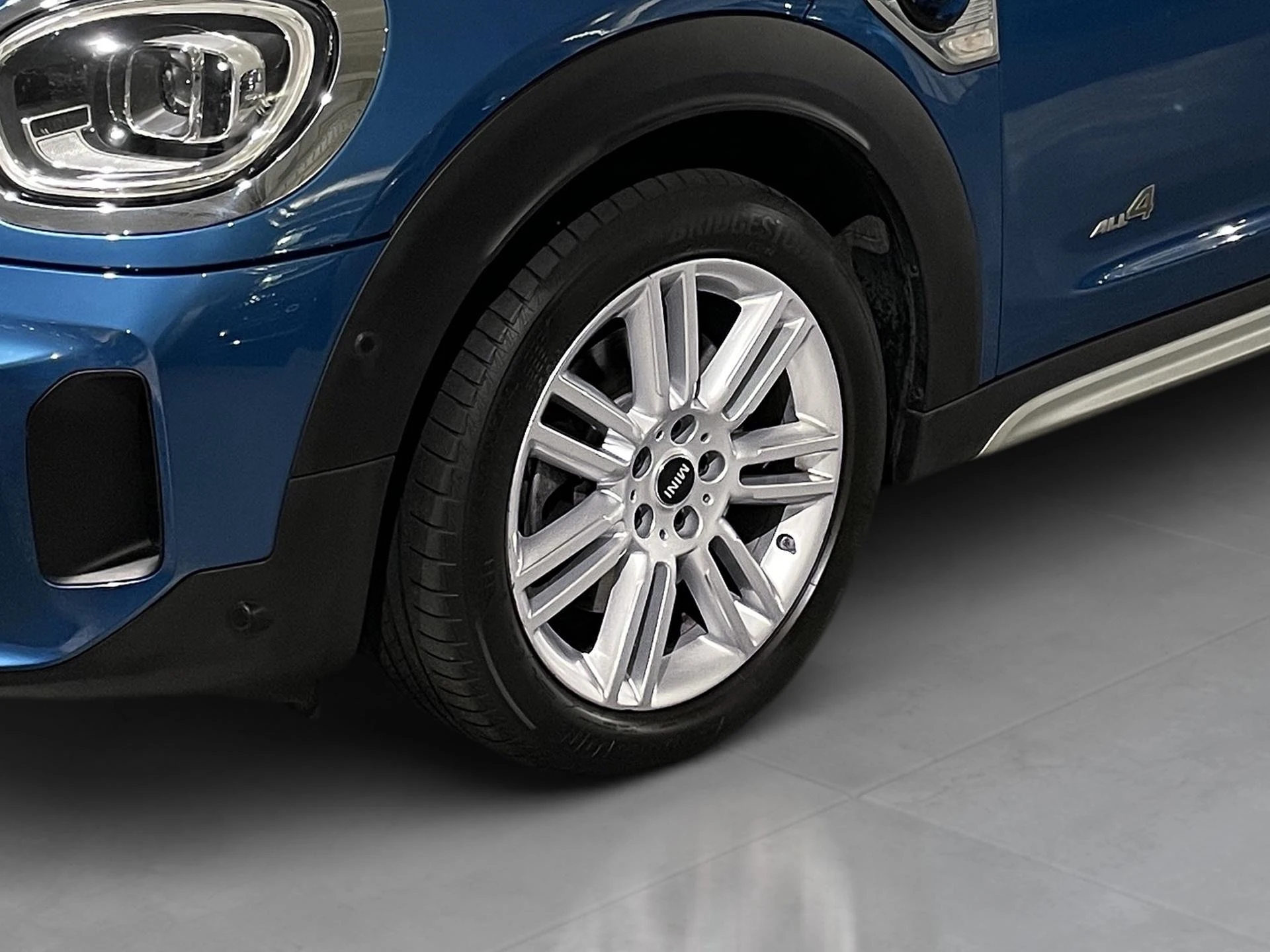 MINI-Countryman-image-19
