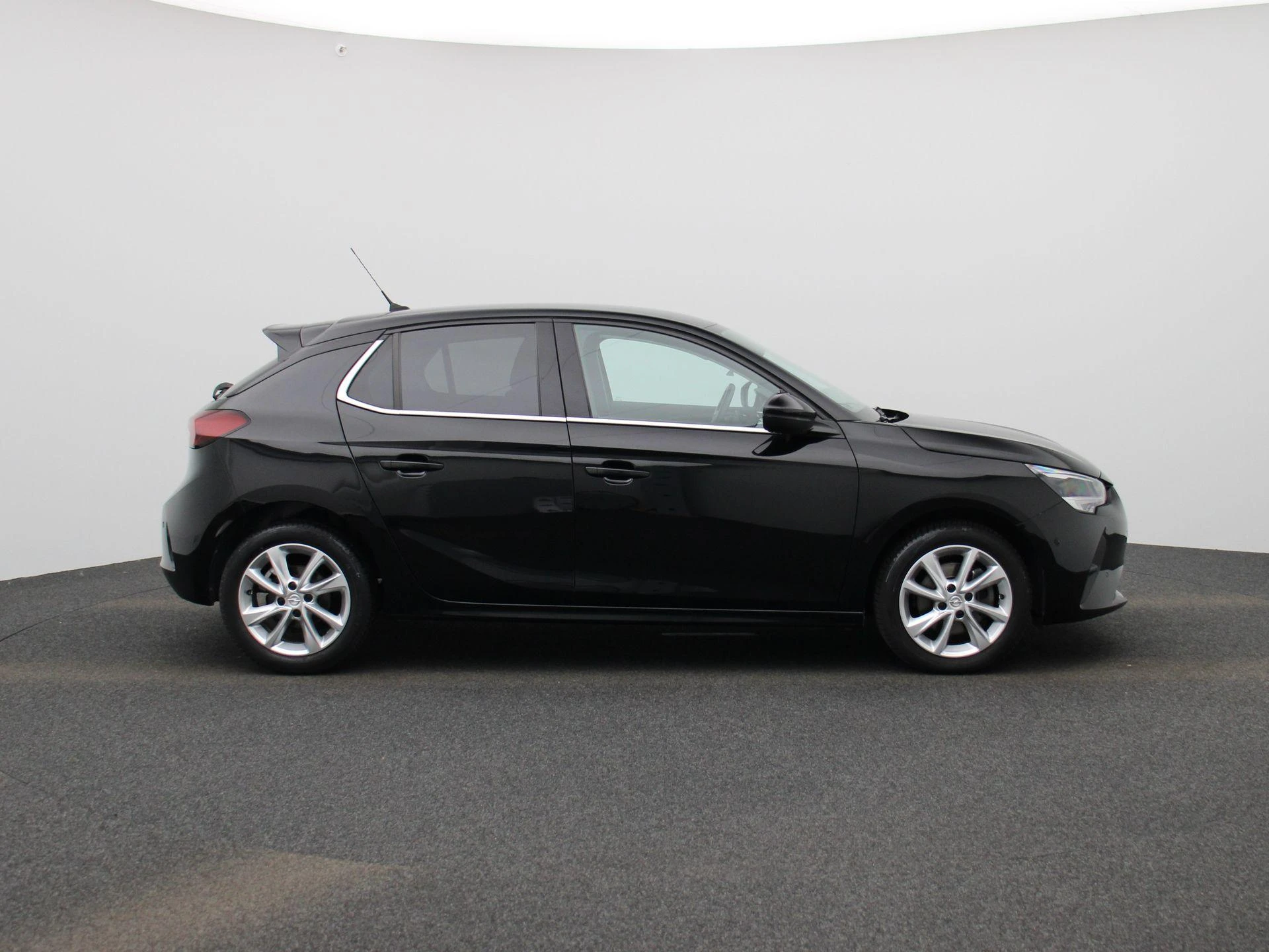 Opel-Corsa-image-5