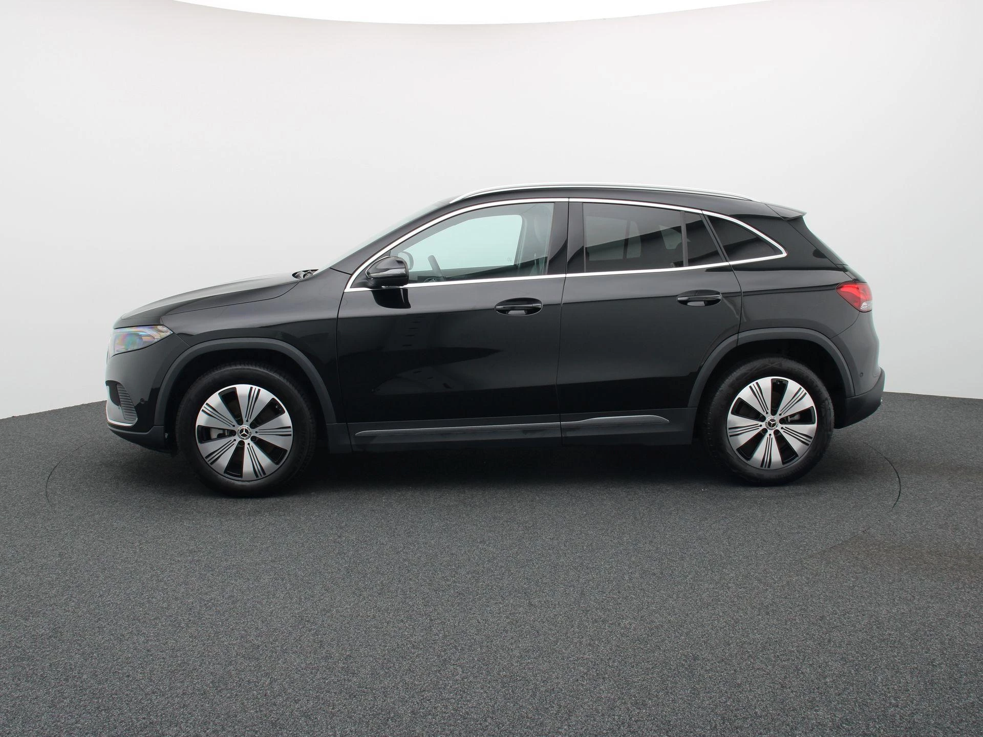 Mercedes-Benz EQA 250 Business Line