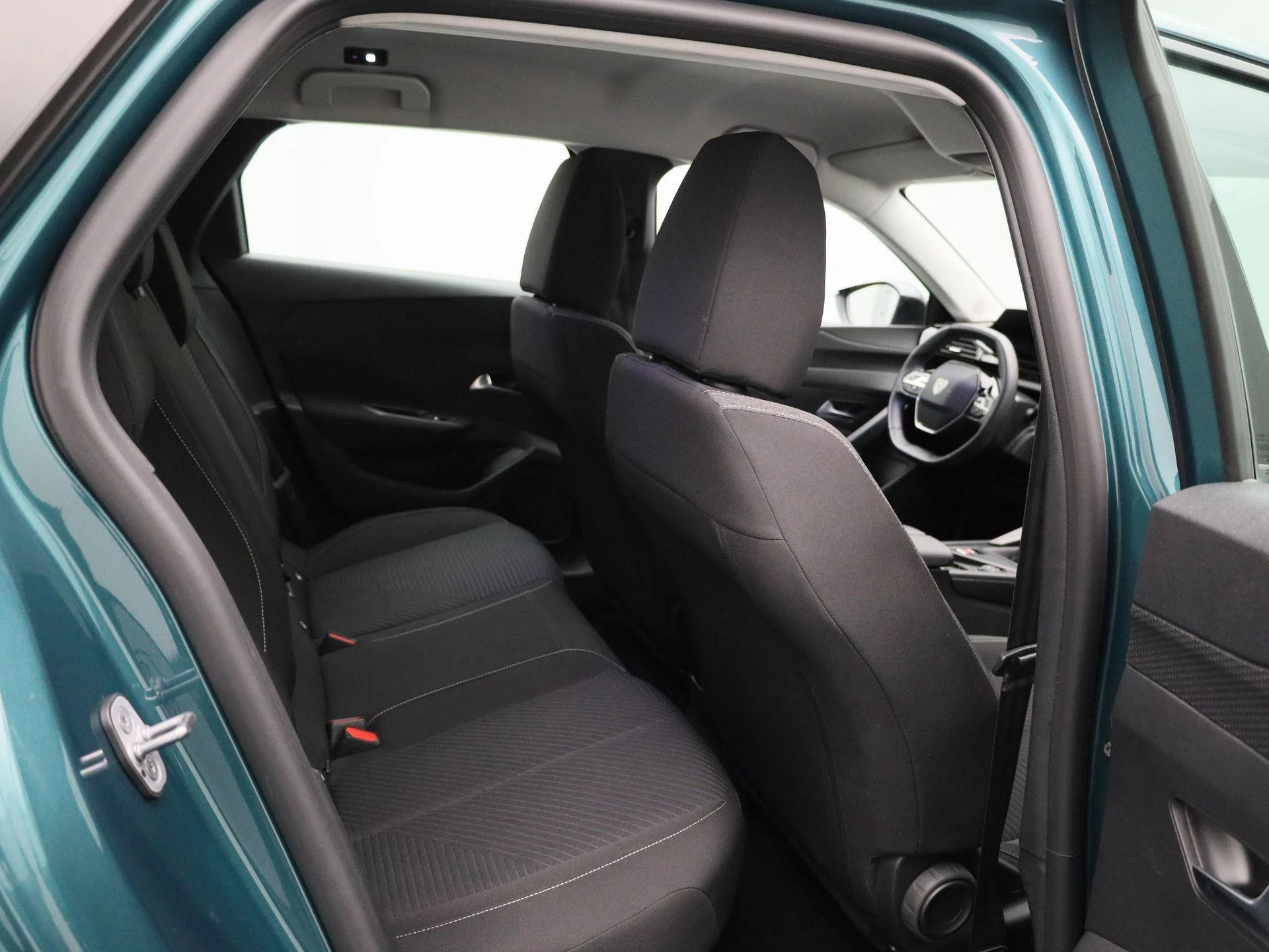 Peugeot-308-image-32