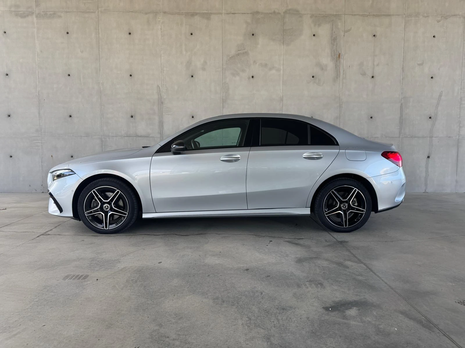 Mercedes-Benz-Classe A-image-3