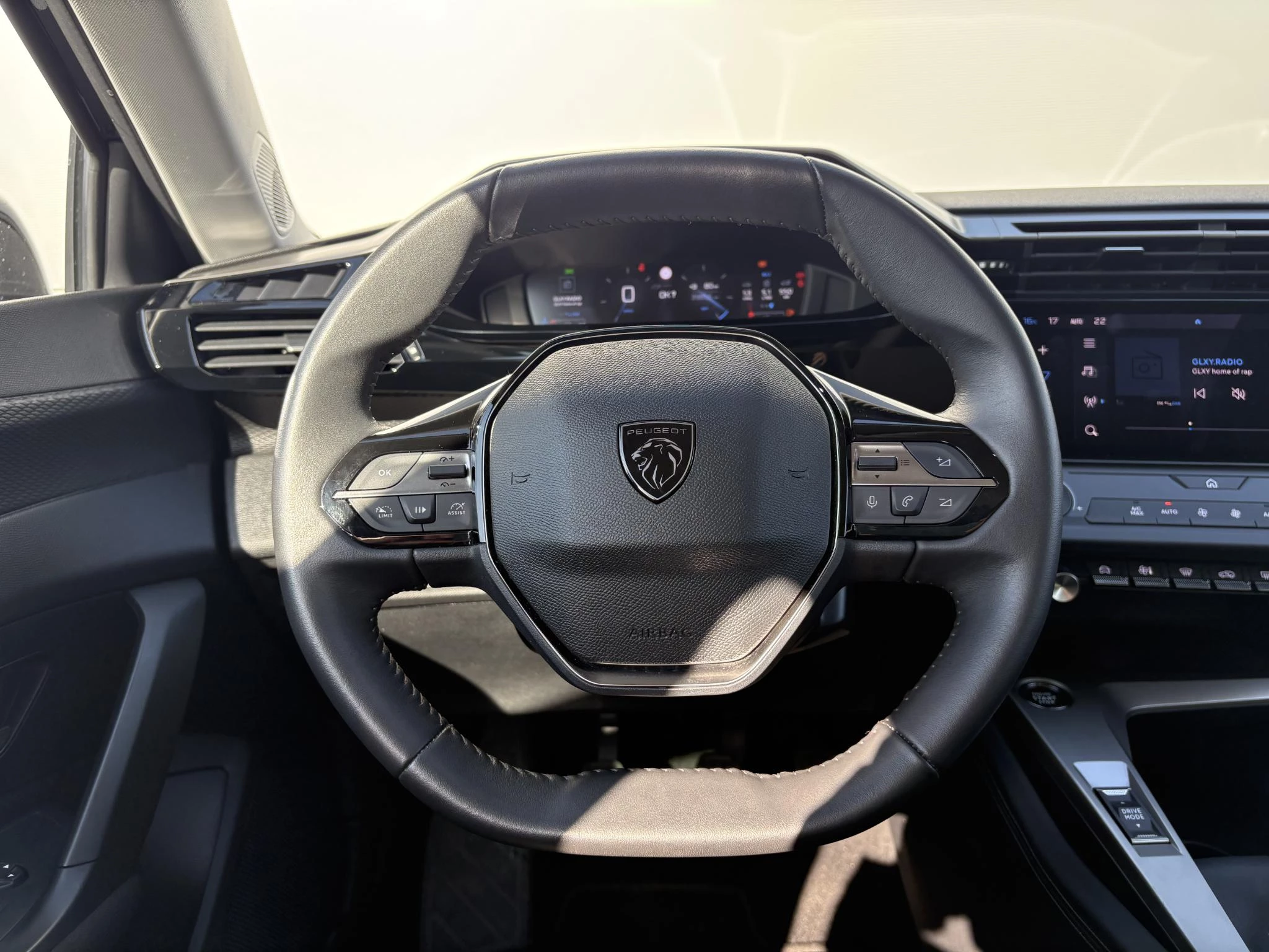 Peugeot-308-image-19